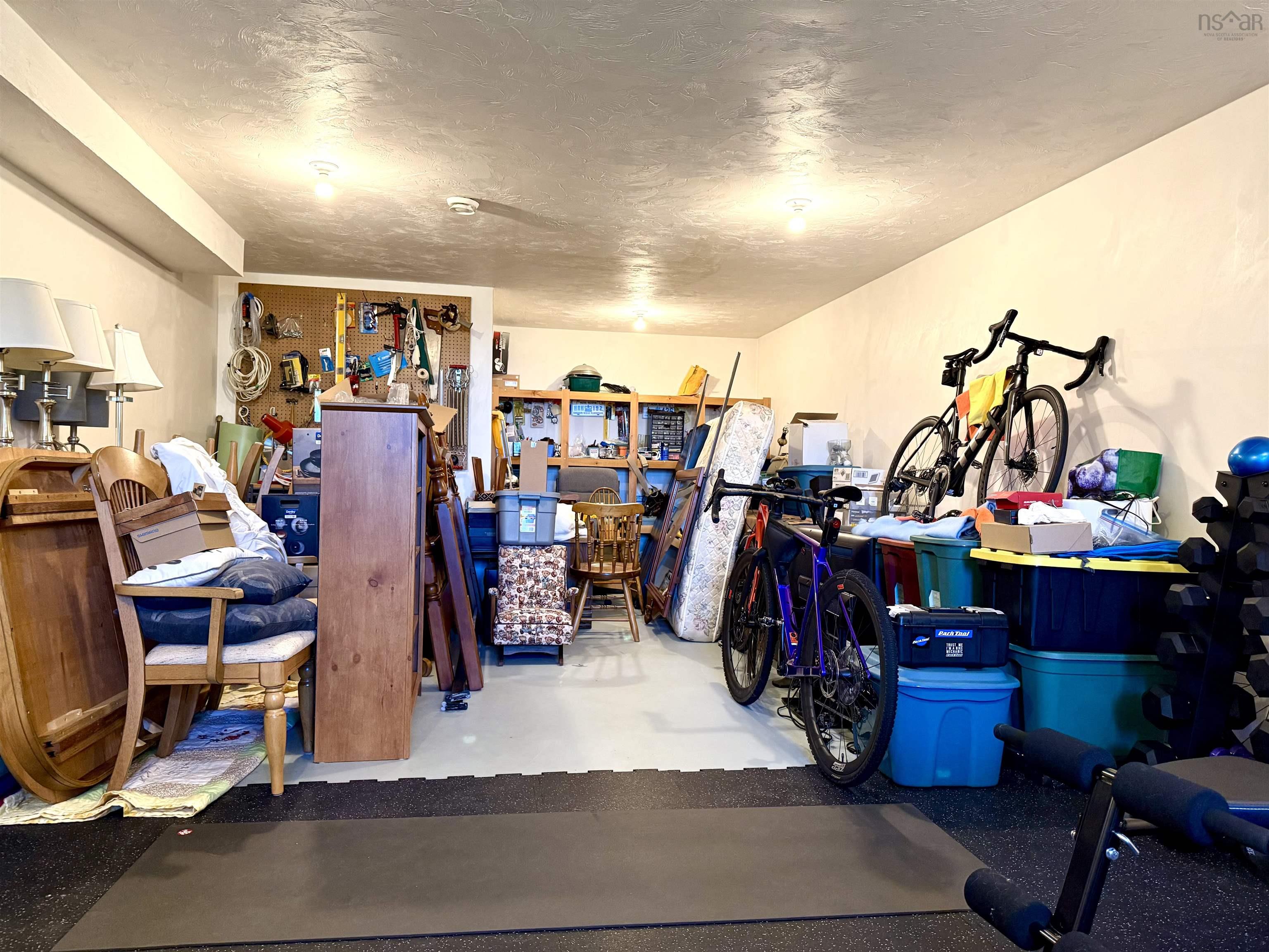 $899,900.00: 9345 366 Highway, Port Howe