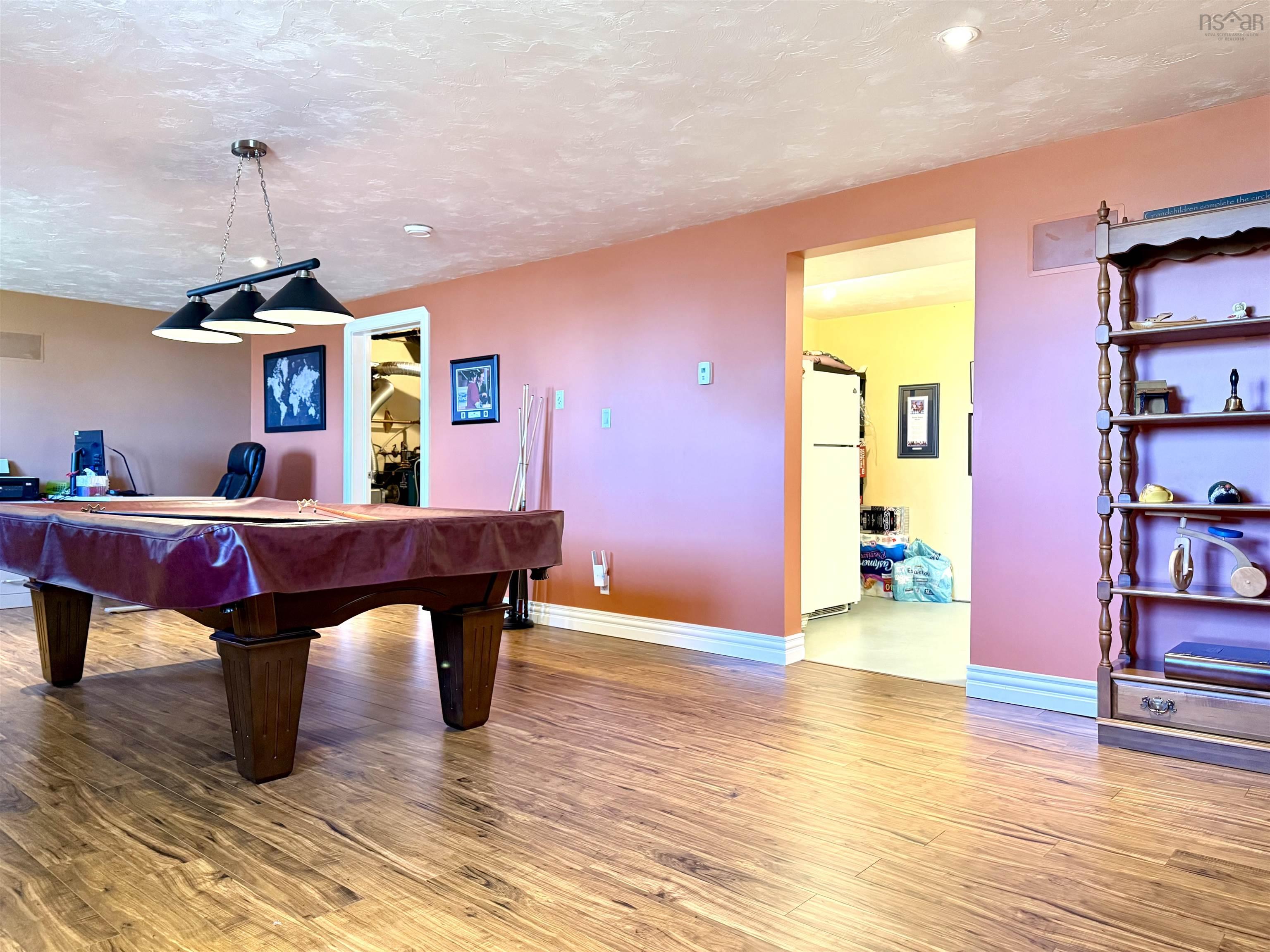 $899,900.00: 9345 366 Highway, Port Howe