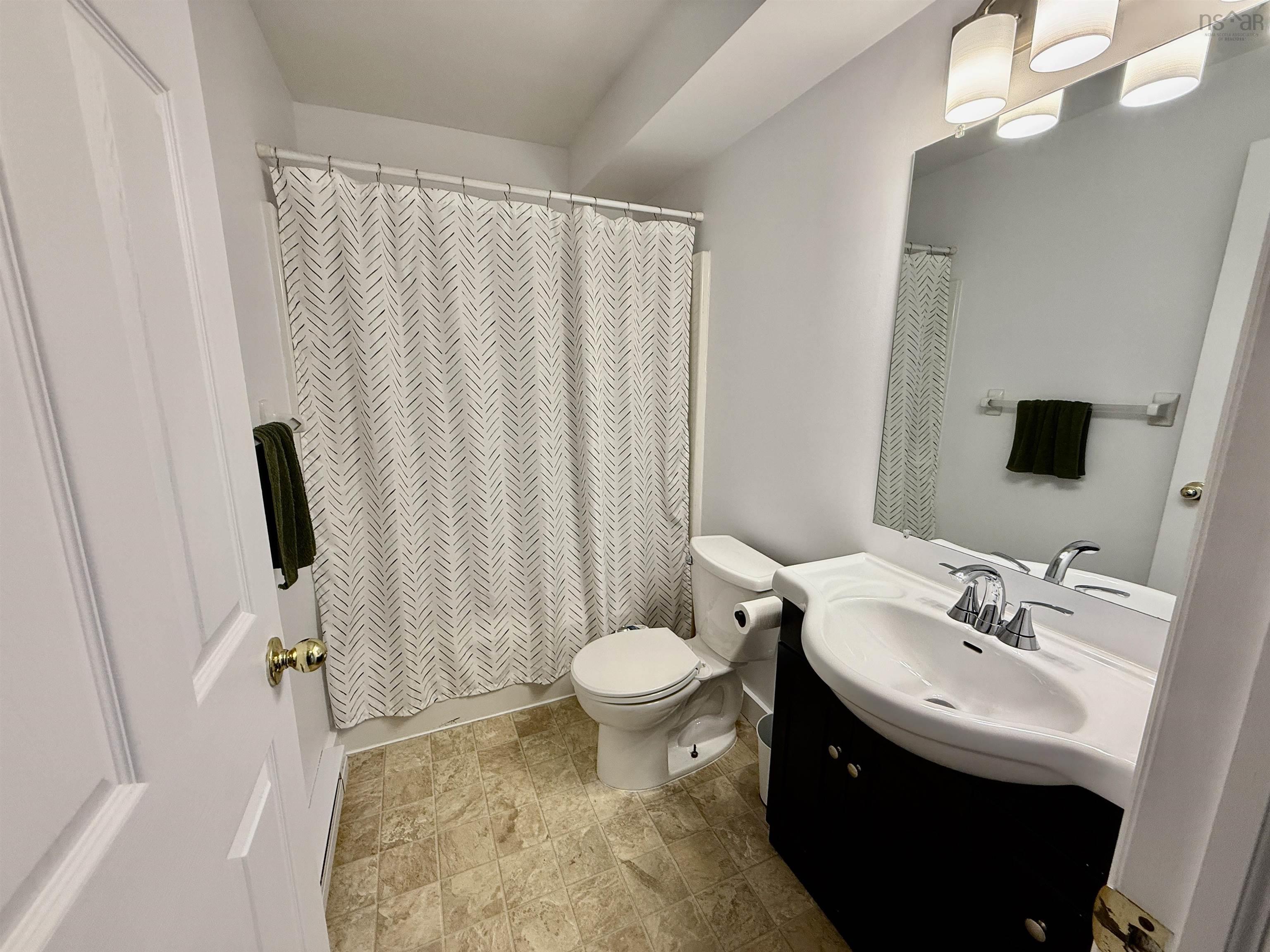 $409,000.00: 1 Kohar Court, Eastern Passage