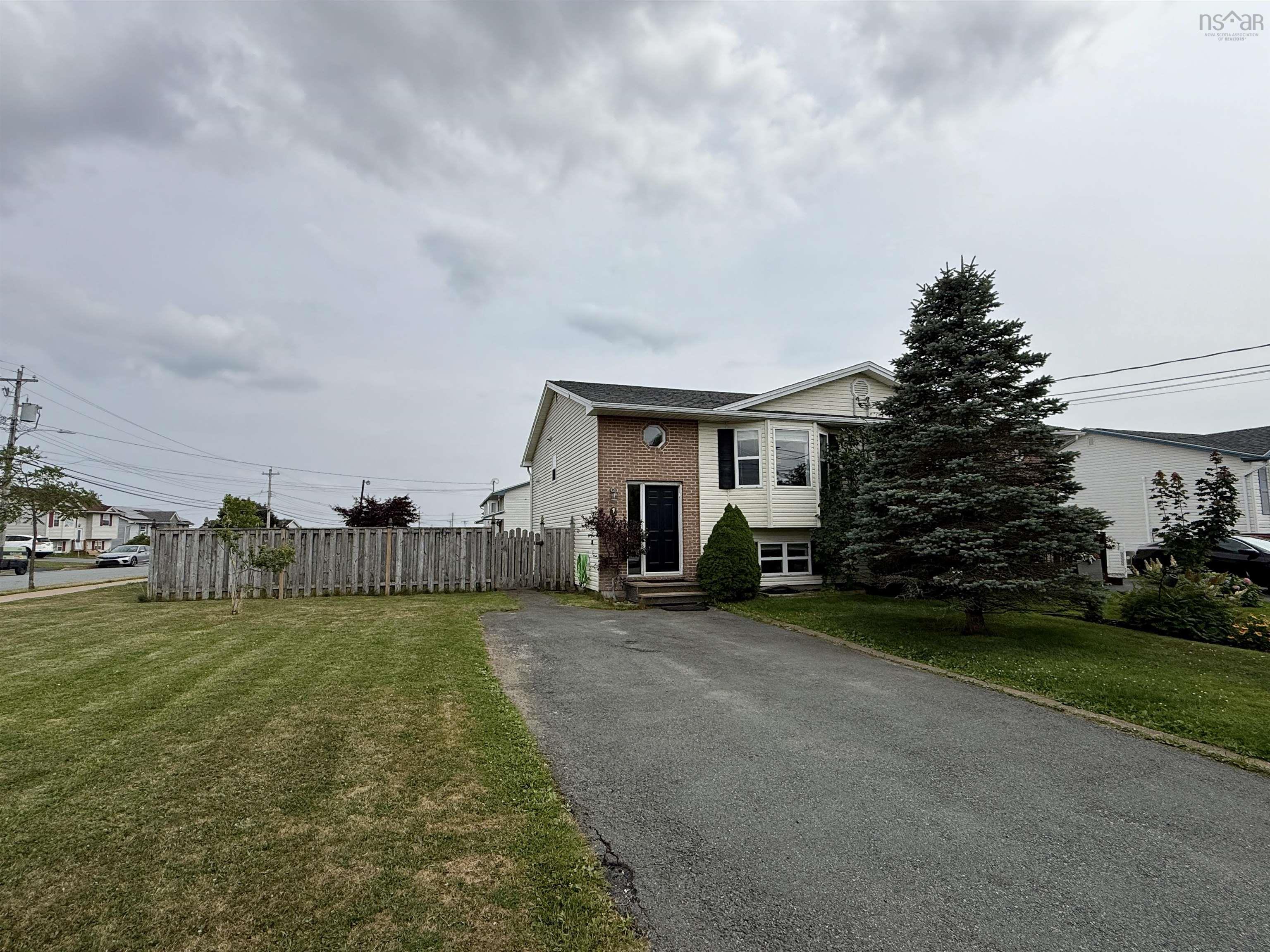 $409,000.00: 1 Kohar Court, Eastern Passage