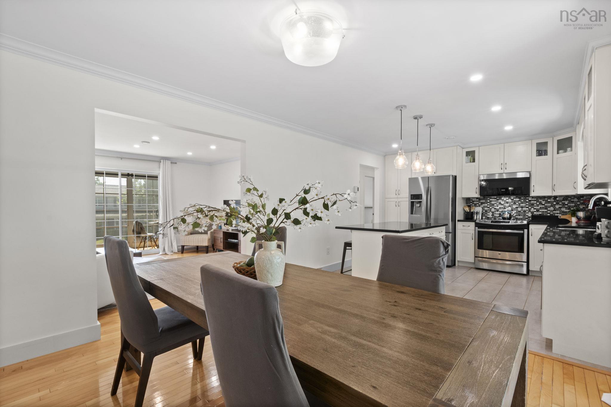 $634,900.00: 28 Horizon Road, Bedford