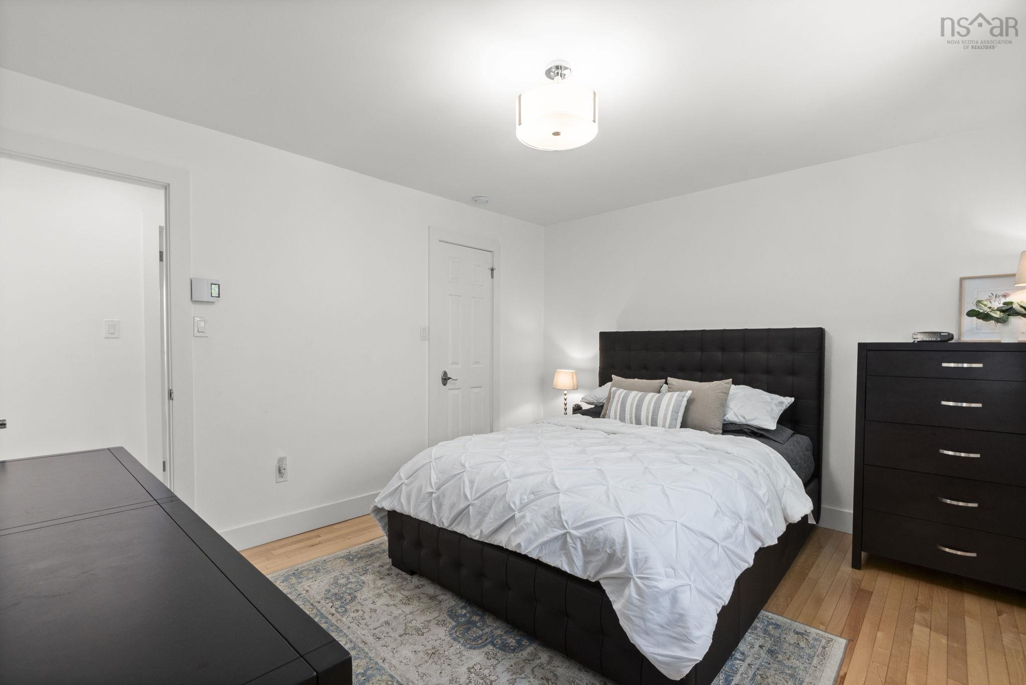 $634,900.00: 28 Horizon Road, Bedford