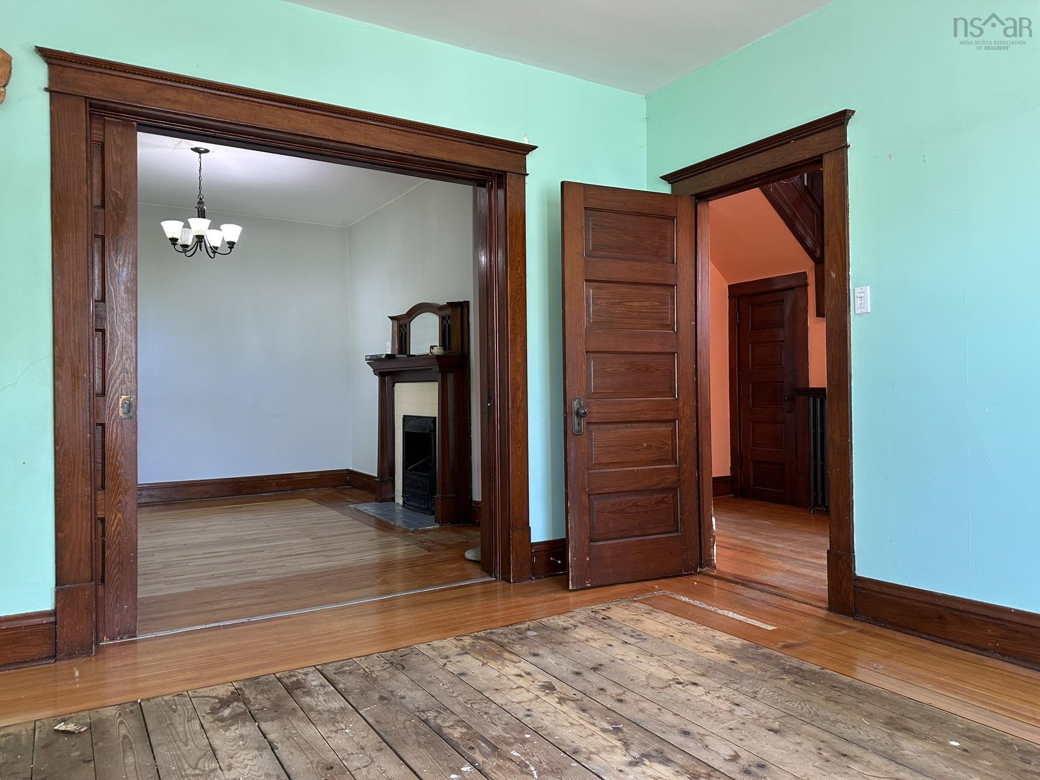 $155,500.00: 12 Fairview Avenue, Stellarton