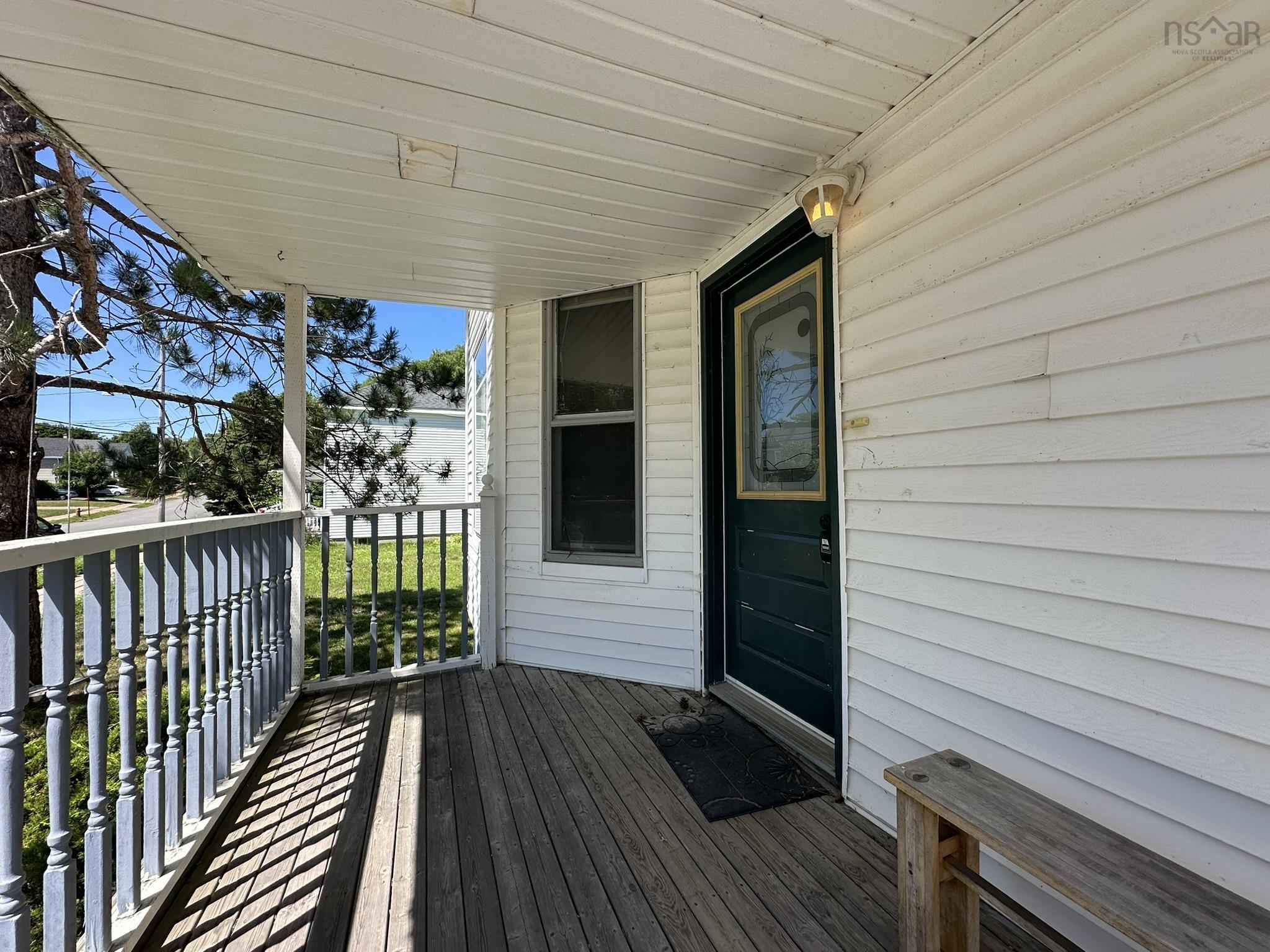 $155,500.00: 12 Fairview Avenue, Stellarton