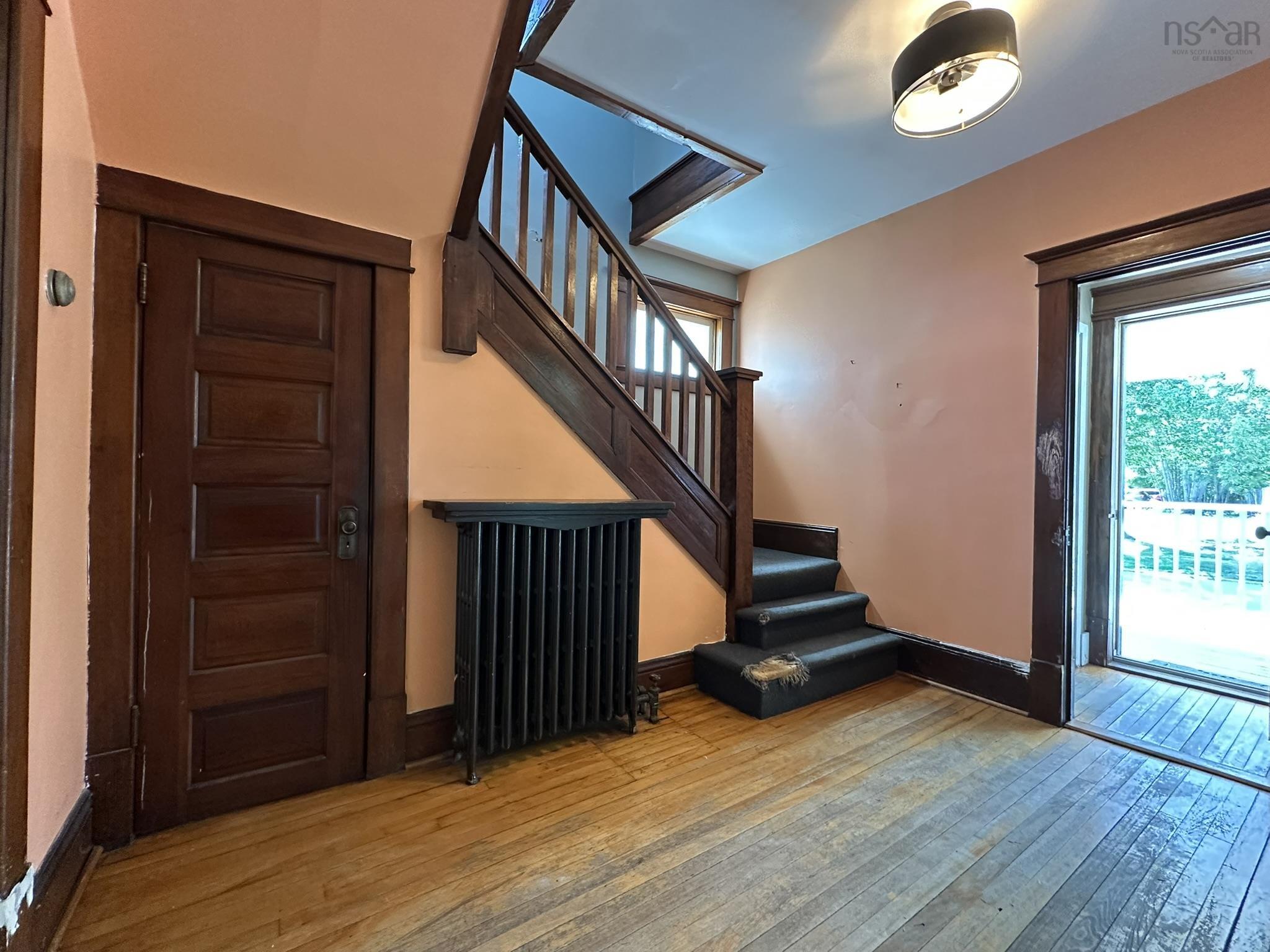 $155,500.00: 12 Fairview Avenue, Stellarton