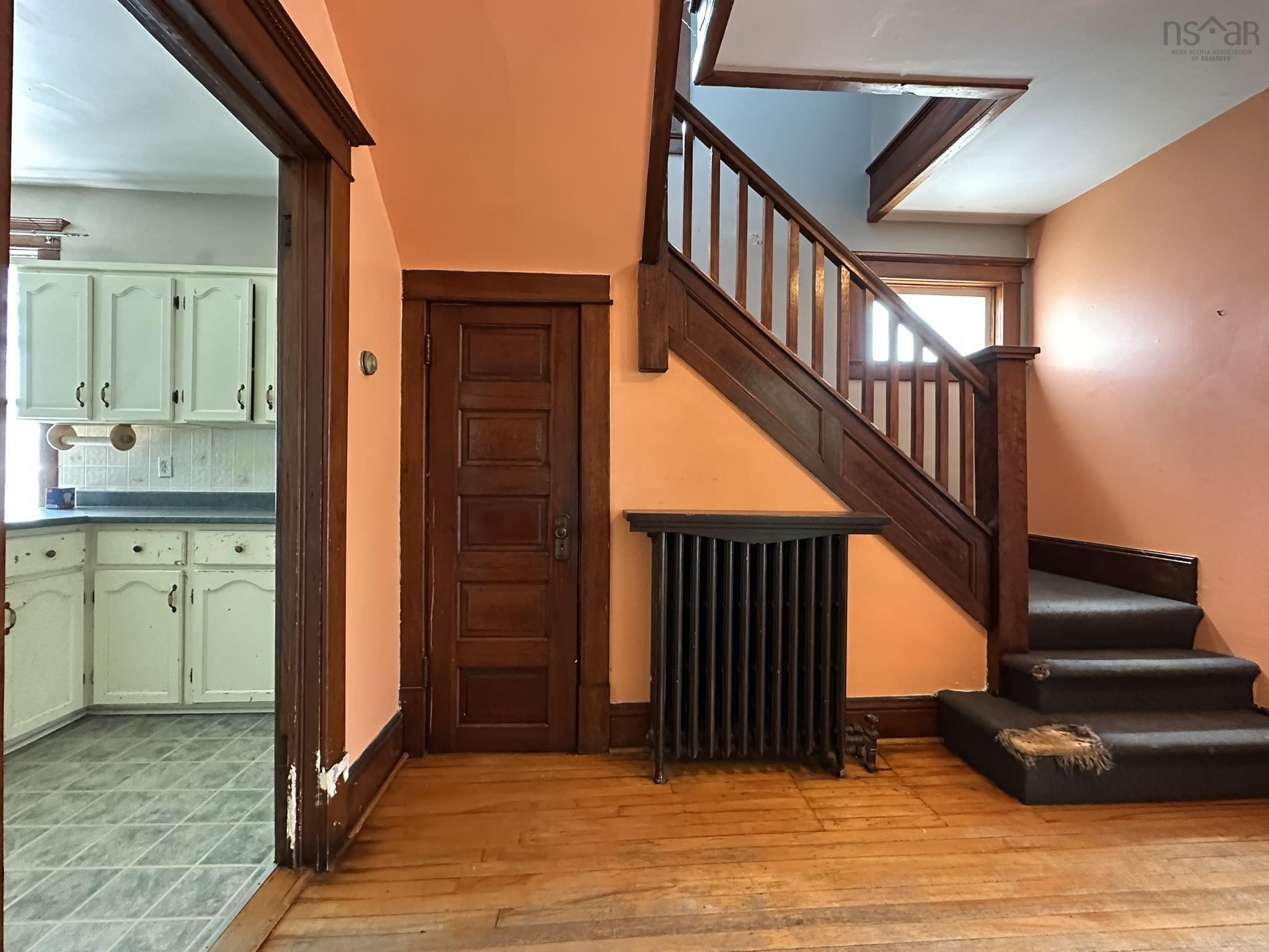 $155,500.00: 12 Fairview Avenue, Stellarton