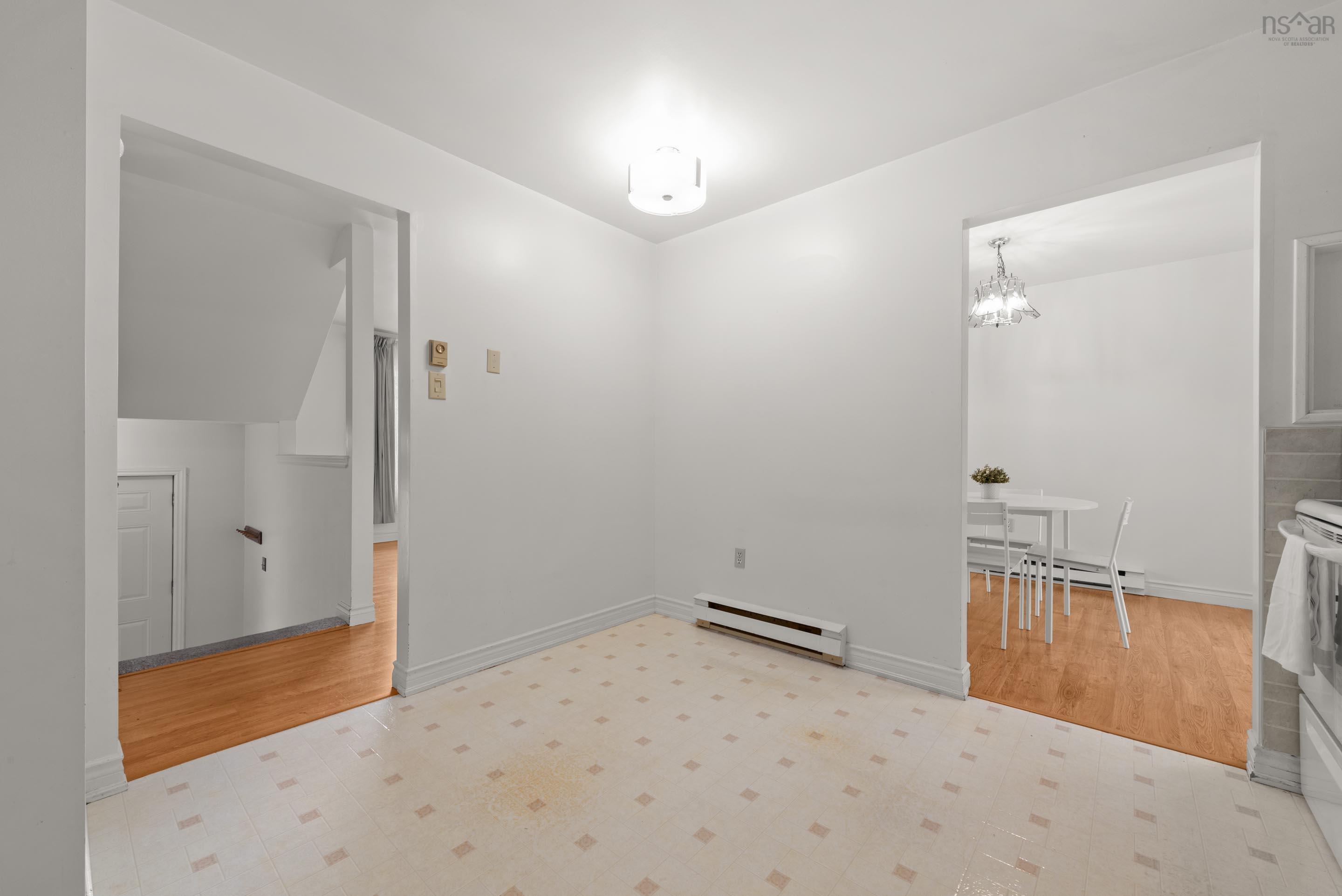 $429,900.00: 6 Venice Court, Dartmouth