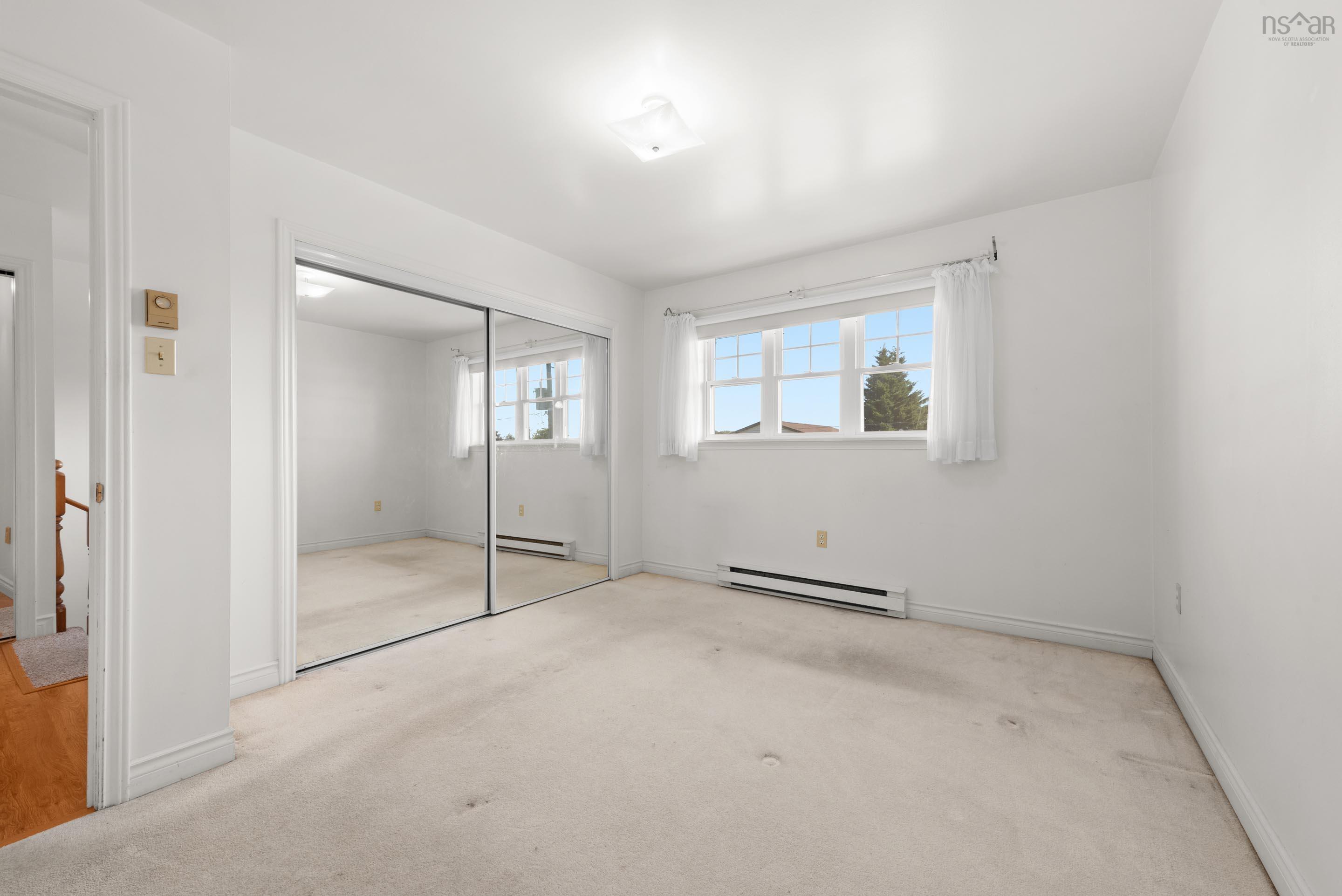 $429,900.00: 6 Venice Court, Dartmouth