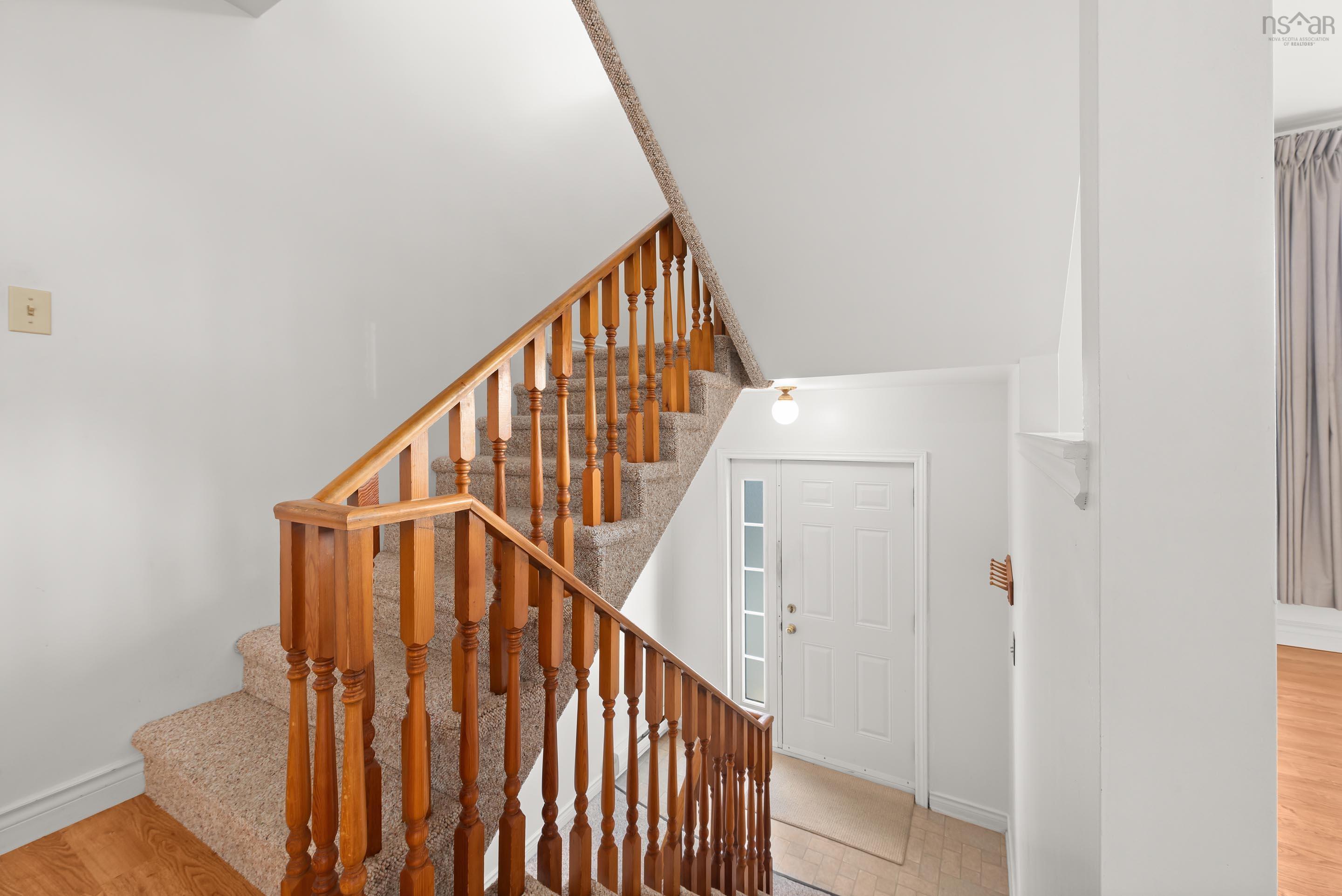 $429,900.00: 6 Venice Court, Dartmouth