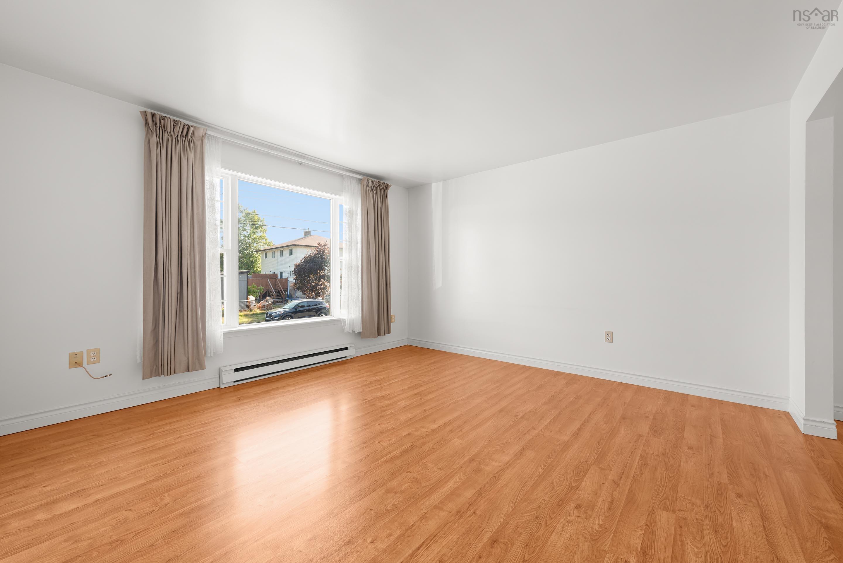 $429,900.00: 6 Venice Court, Dartmouth