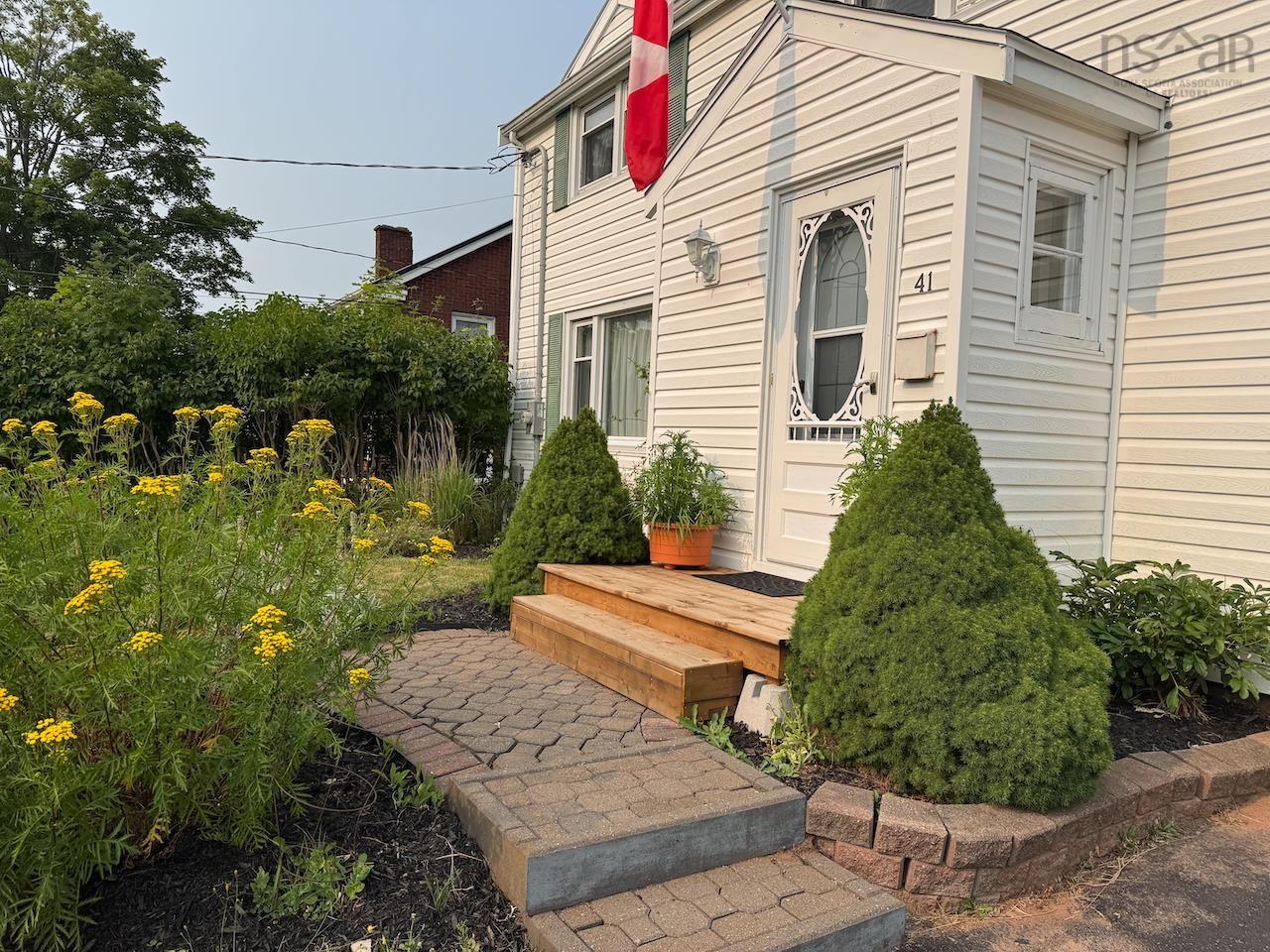 $365,000.00: 41 ARCHIBALD Street, Truro