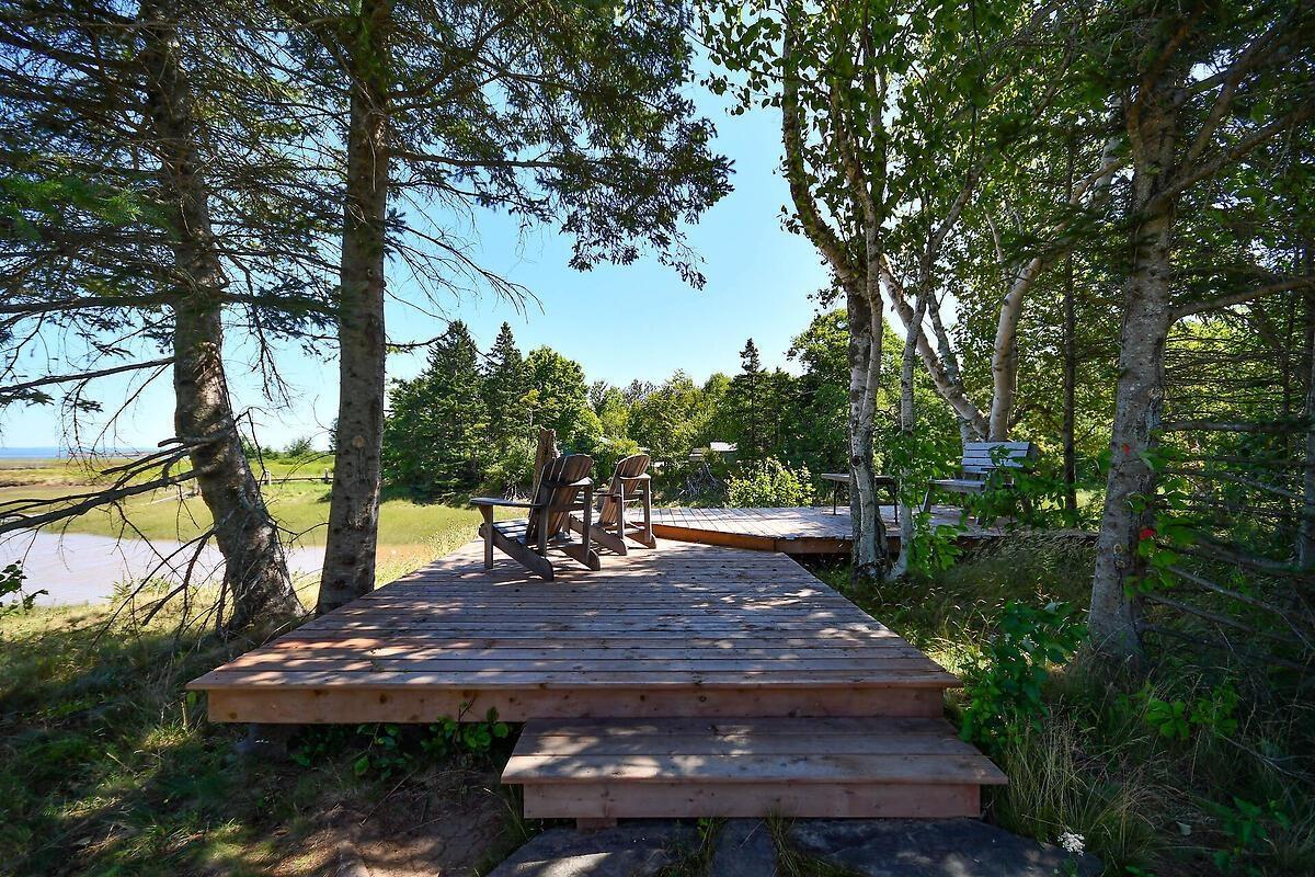 $649,900.00: 4677 Highway 215, Noel