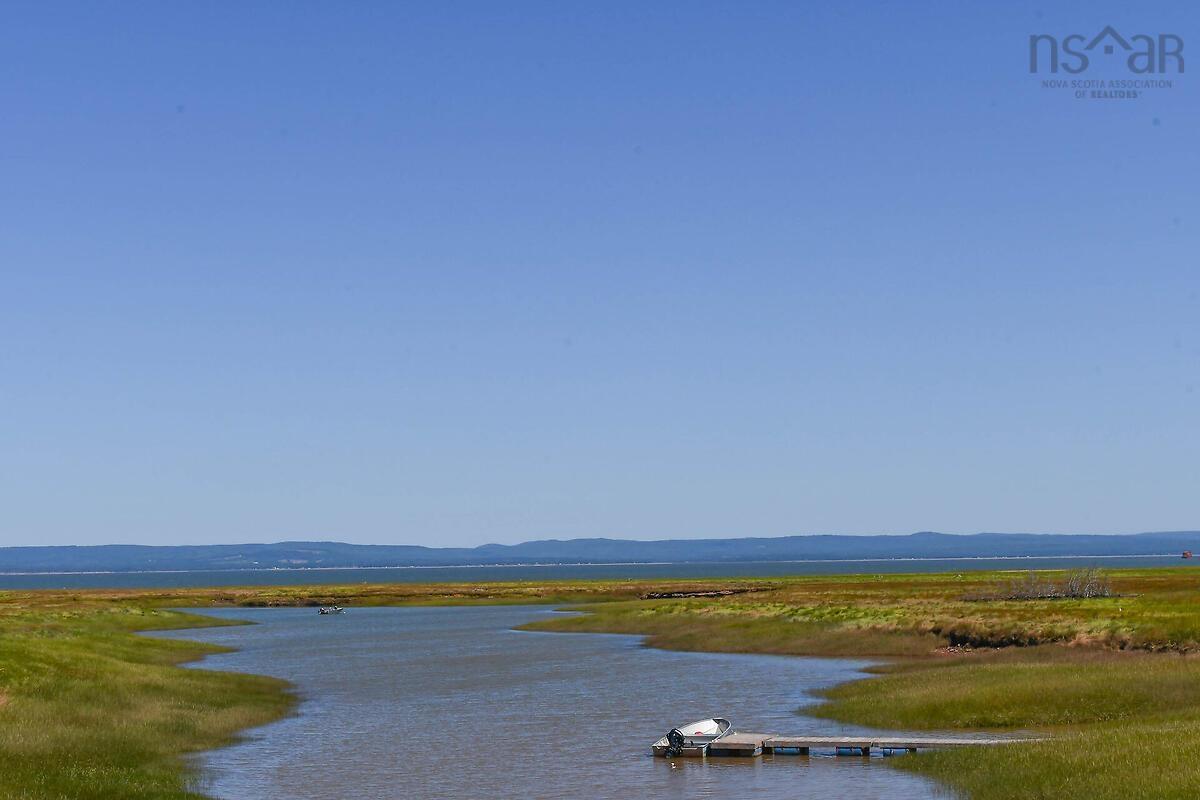 $649,900.00: 4677 Highway 215, Noel