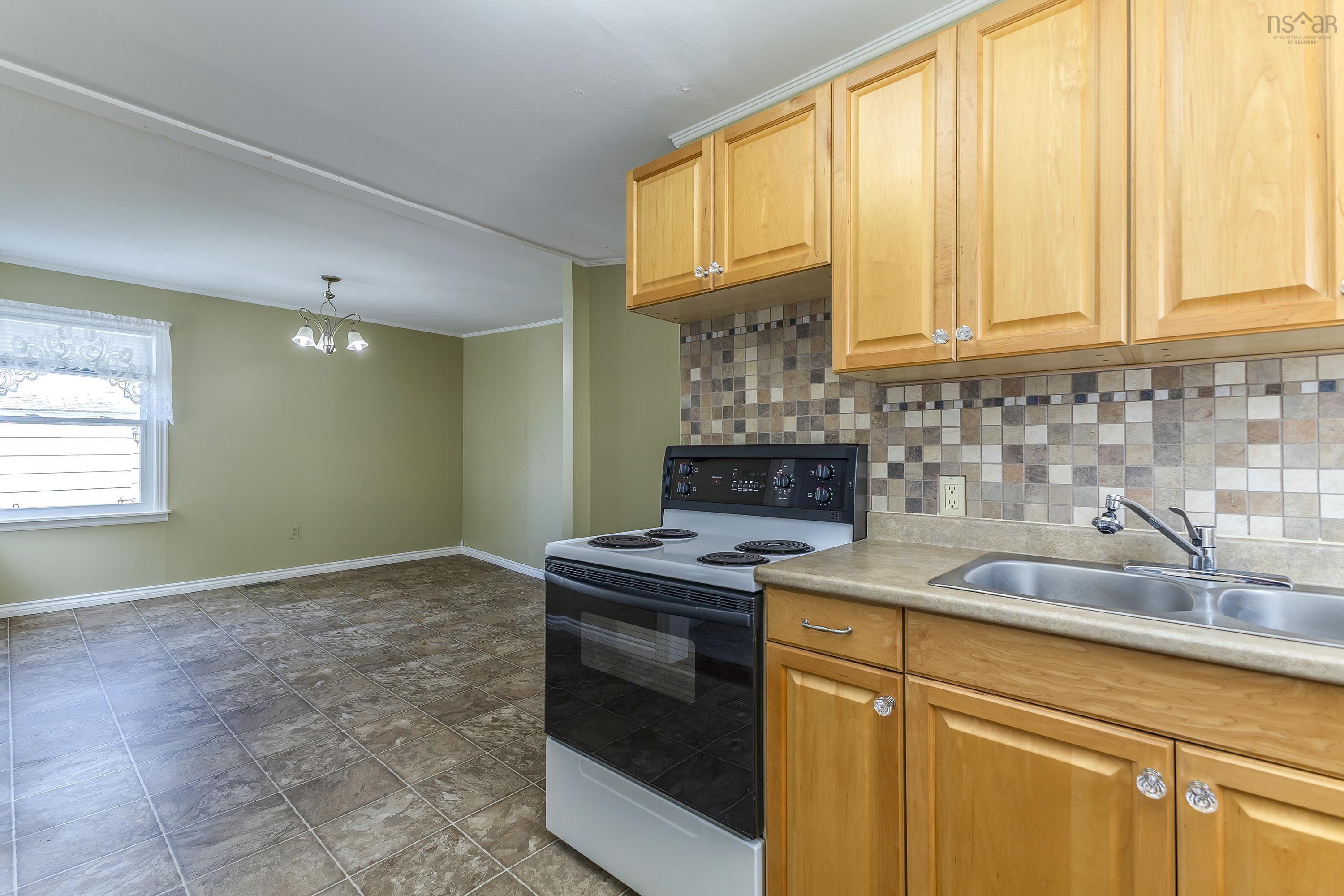 $189,900.00: 11 MacLaren Ave, New Glasgow