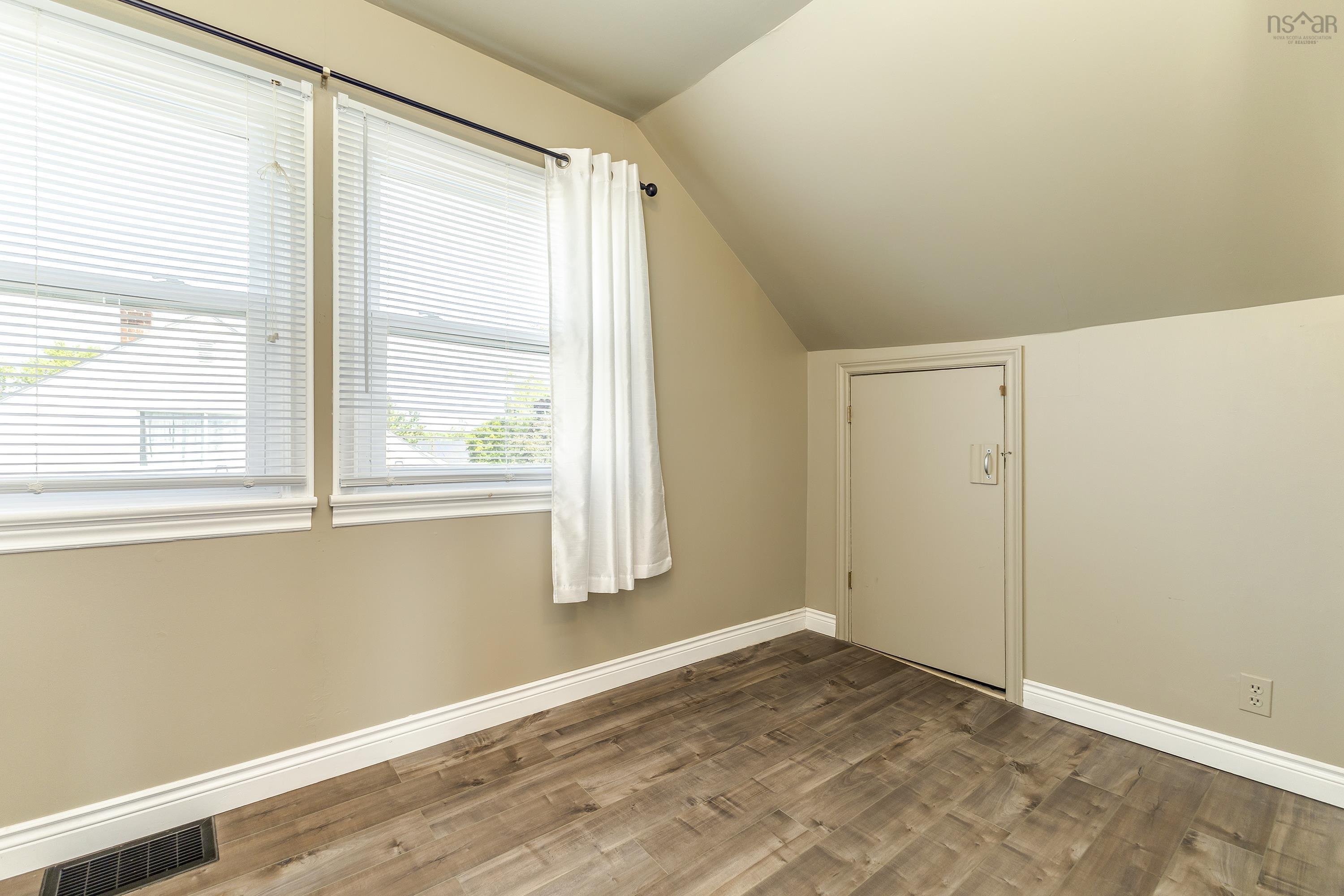 $189,900.00: 11 MacLaren Ave, New Glasgow