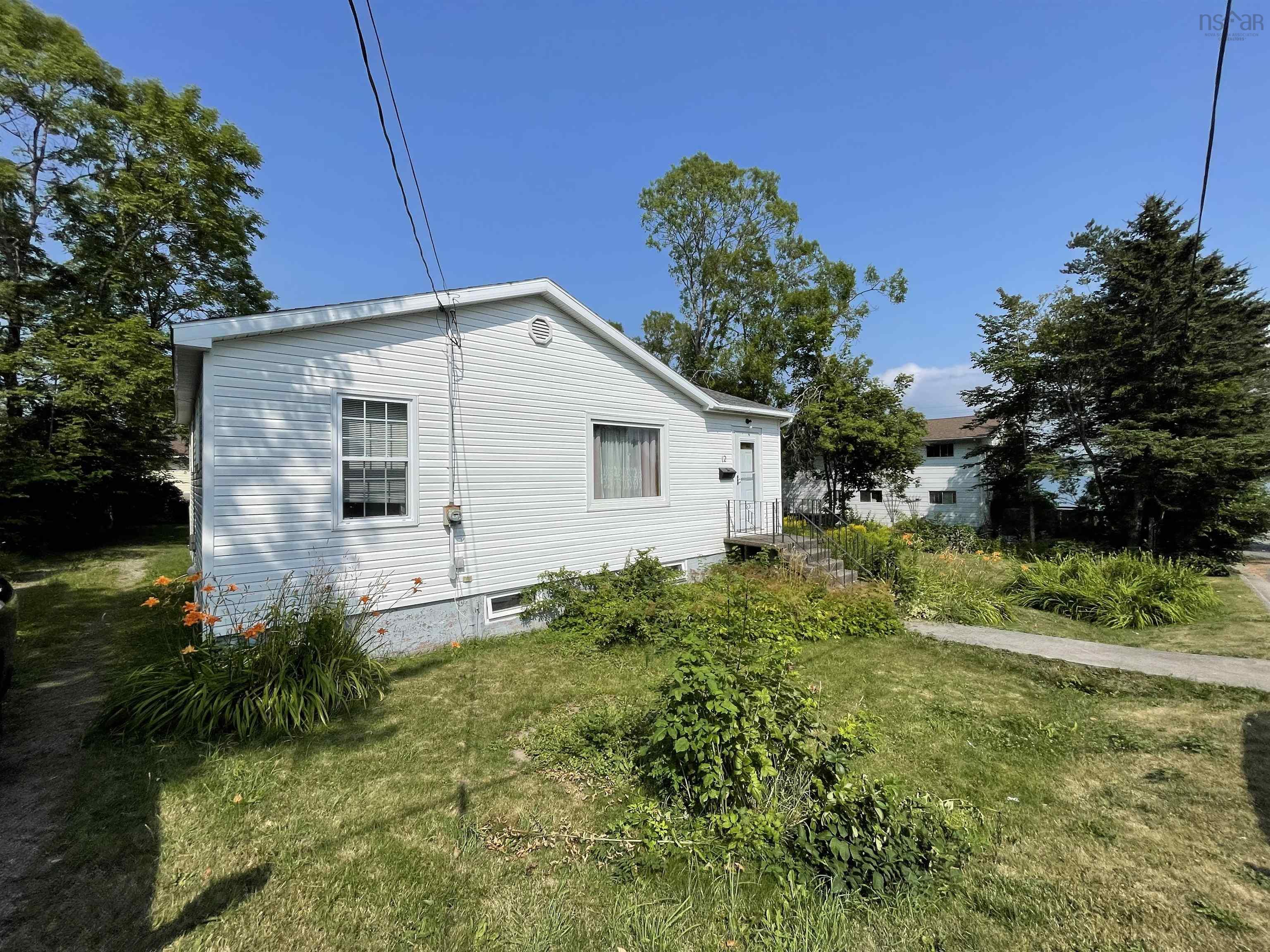 $209,900.00: 12 Wendy Street, Westmount