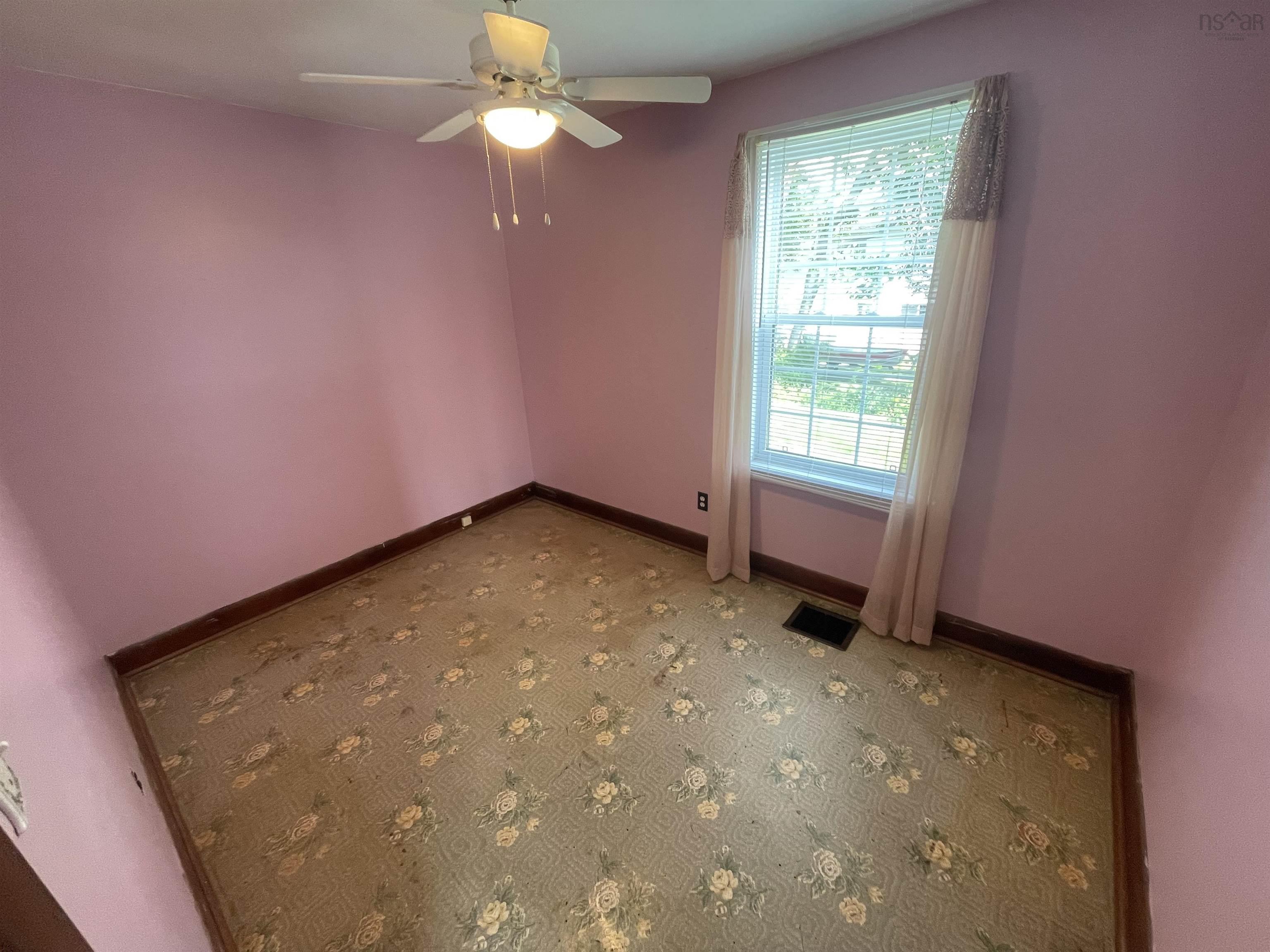 $209,900.00: 12 Wendy Street, Westmount