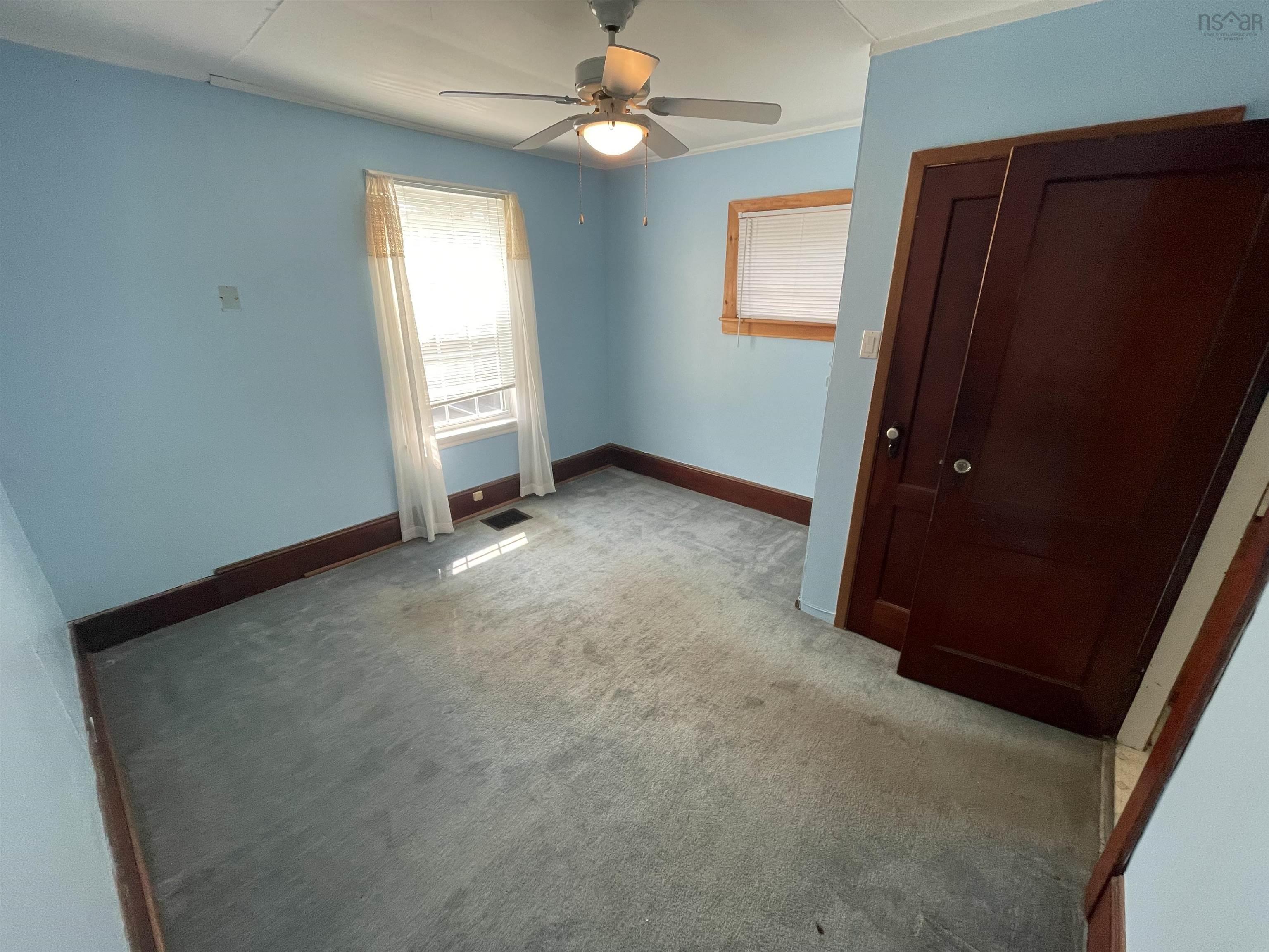 $209,900.00: 12 Wendy Street, Westmount