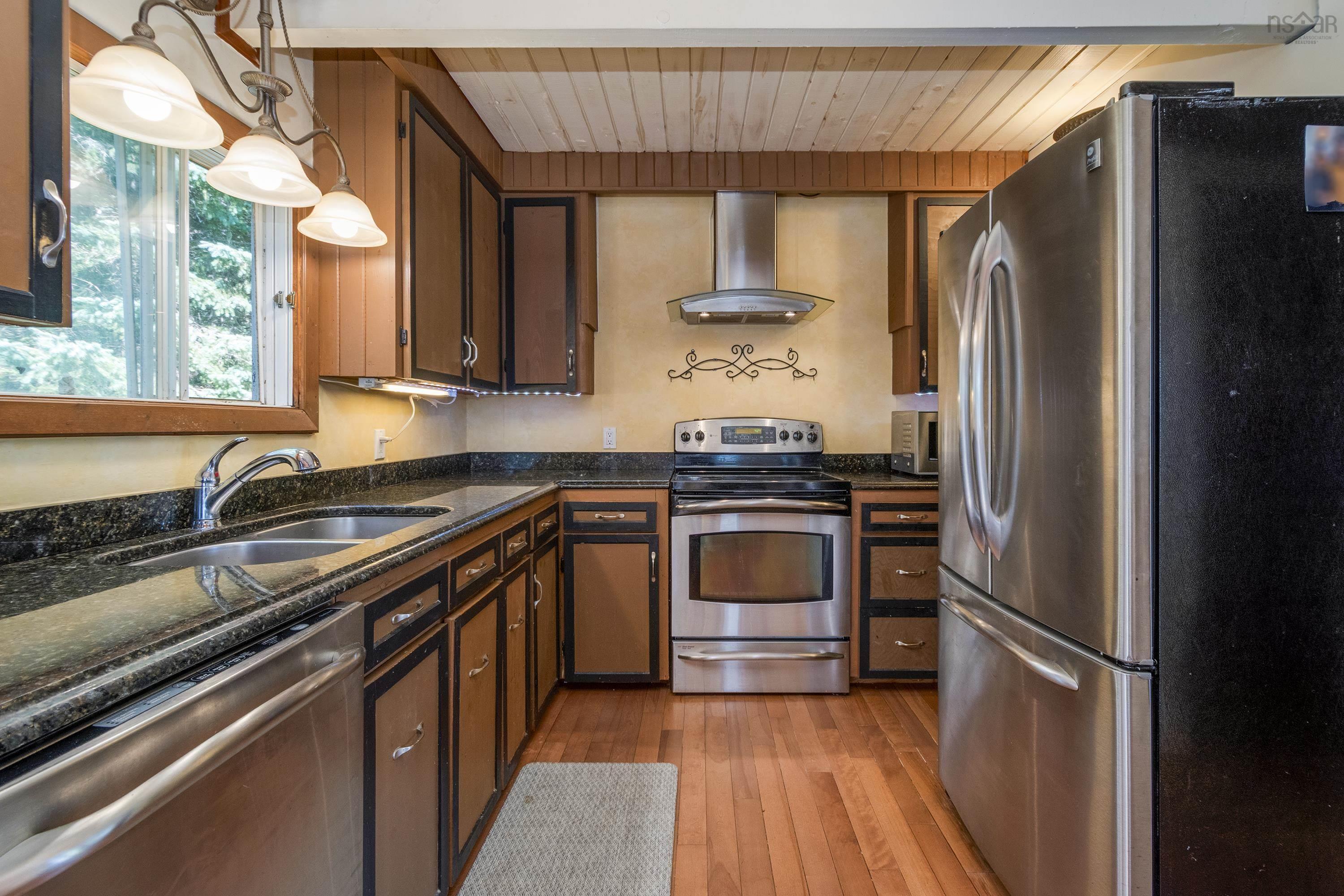 $432,000.00: 46 Awalts Road, Bayswater