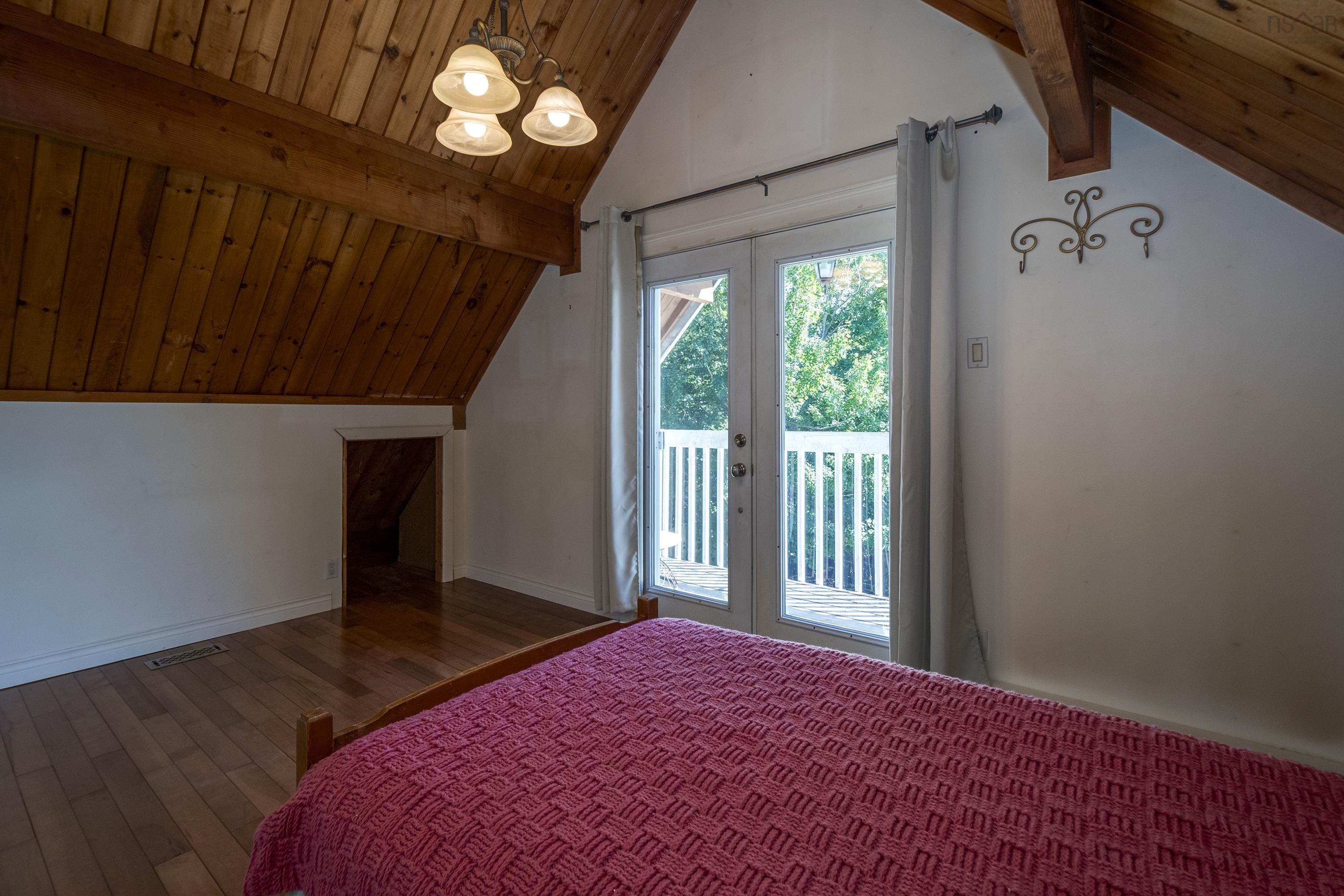 $432,000.00: 46 Awalts Road, Bayswater