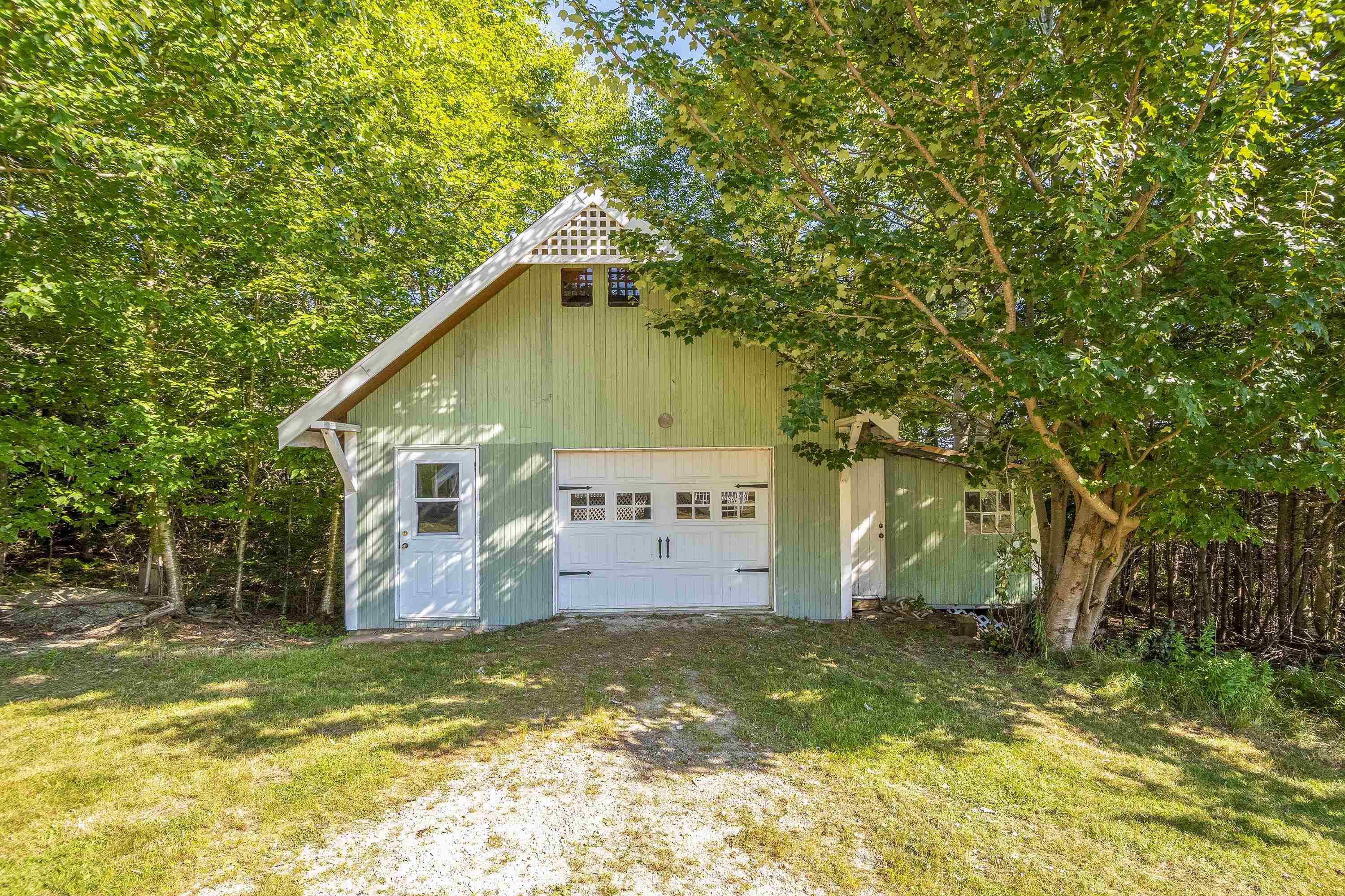 $432,000.00: 46 Awalts Road, Bayswater