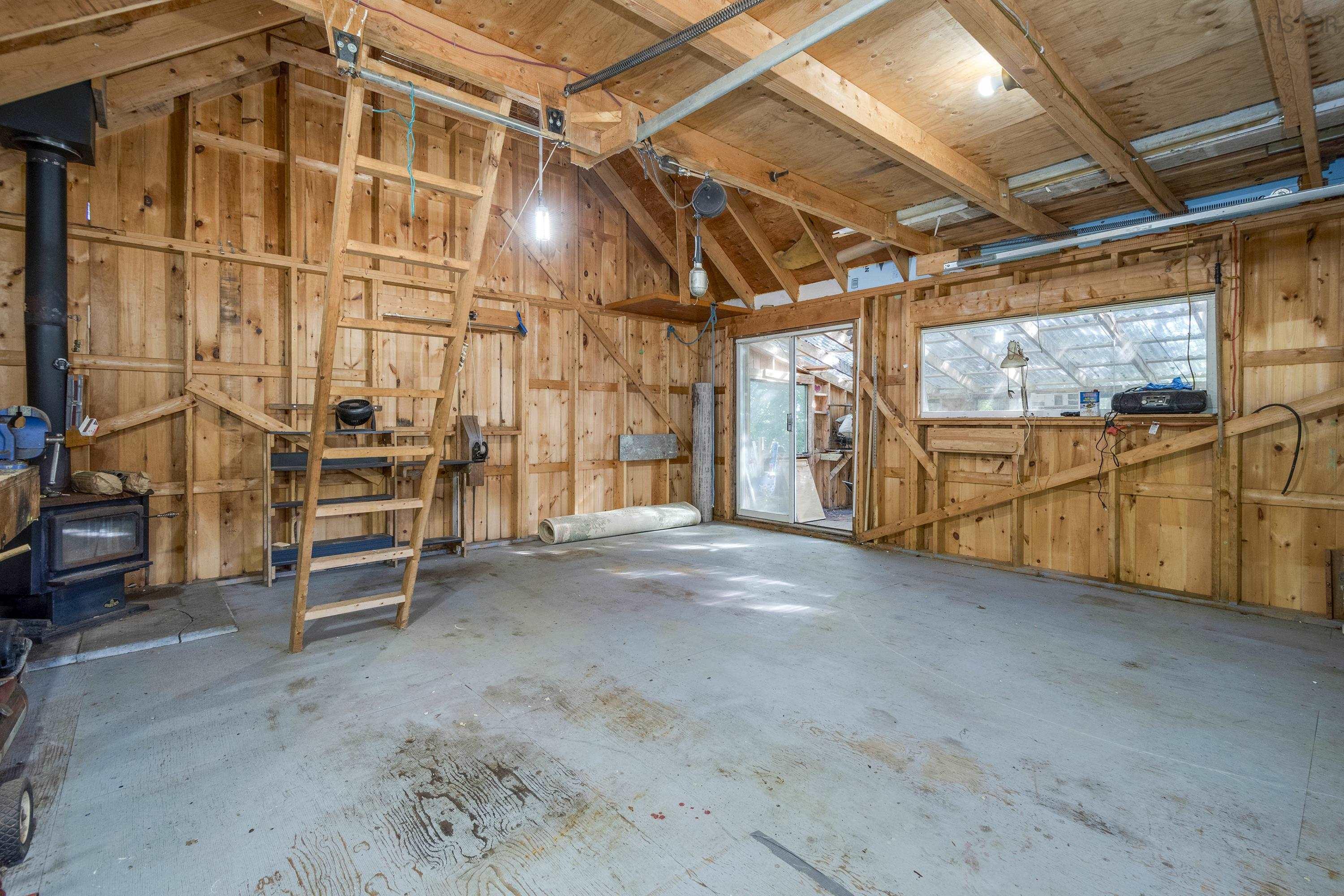 $432,000.00: 46 Awalts Road, Bayswater