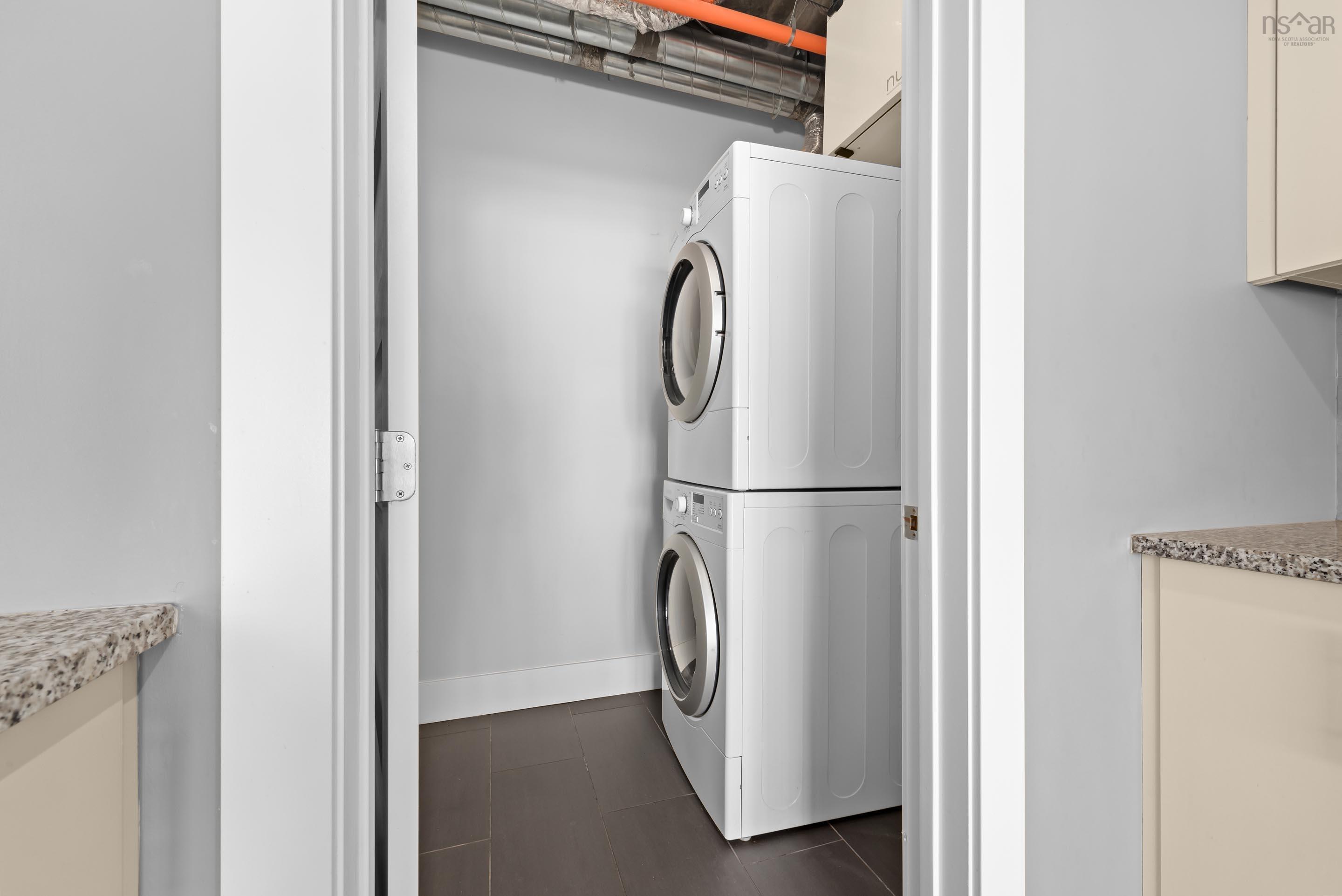 506 15 Kings Wharf Place, Dartmouth, NS (MLS 202520040)