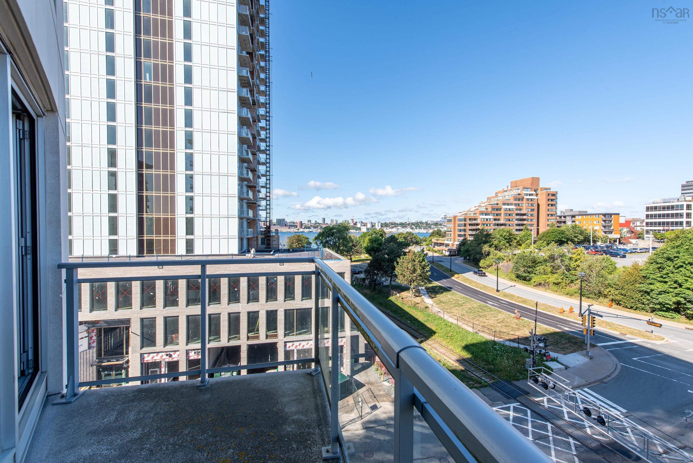 506 15 Kings Wharf Place, Dartmouth, NS (MLS 202520040)