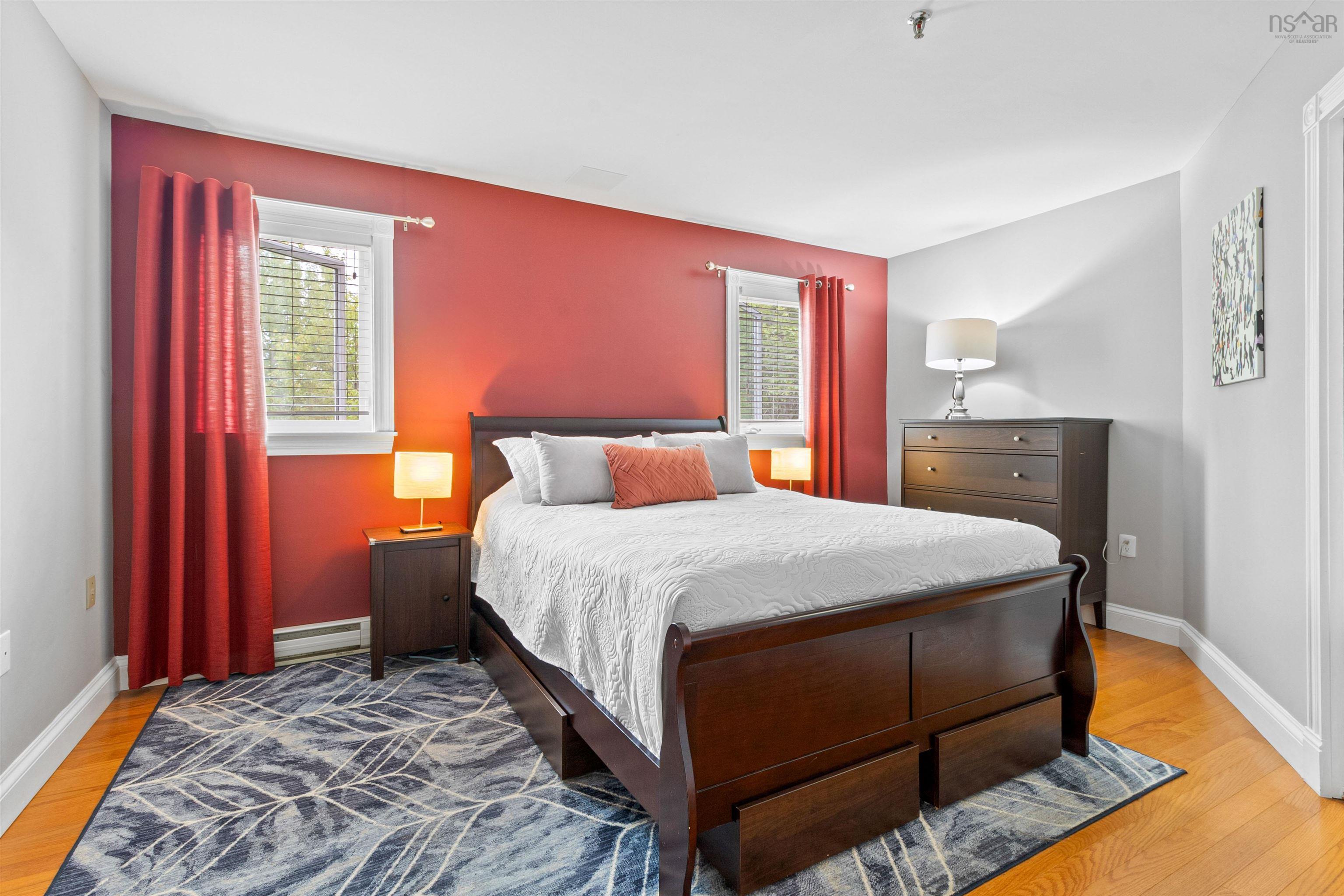 $349,900.00: 202 40 Chelton Woods Lane, Halifax