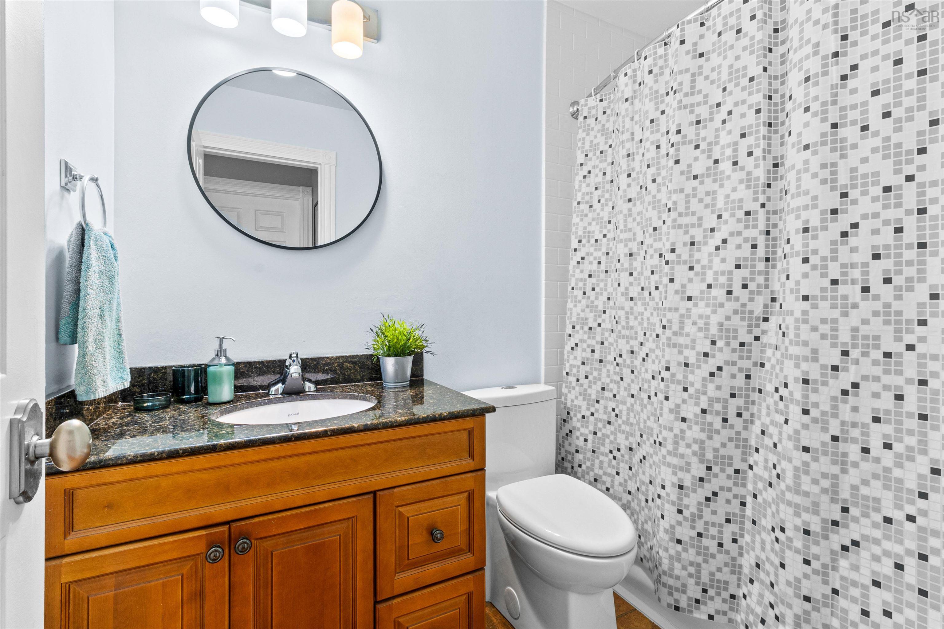 $349,900.00: 202 40 Chelton Woods Lane, Halifax