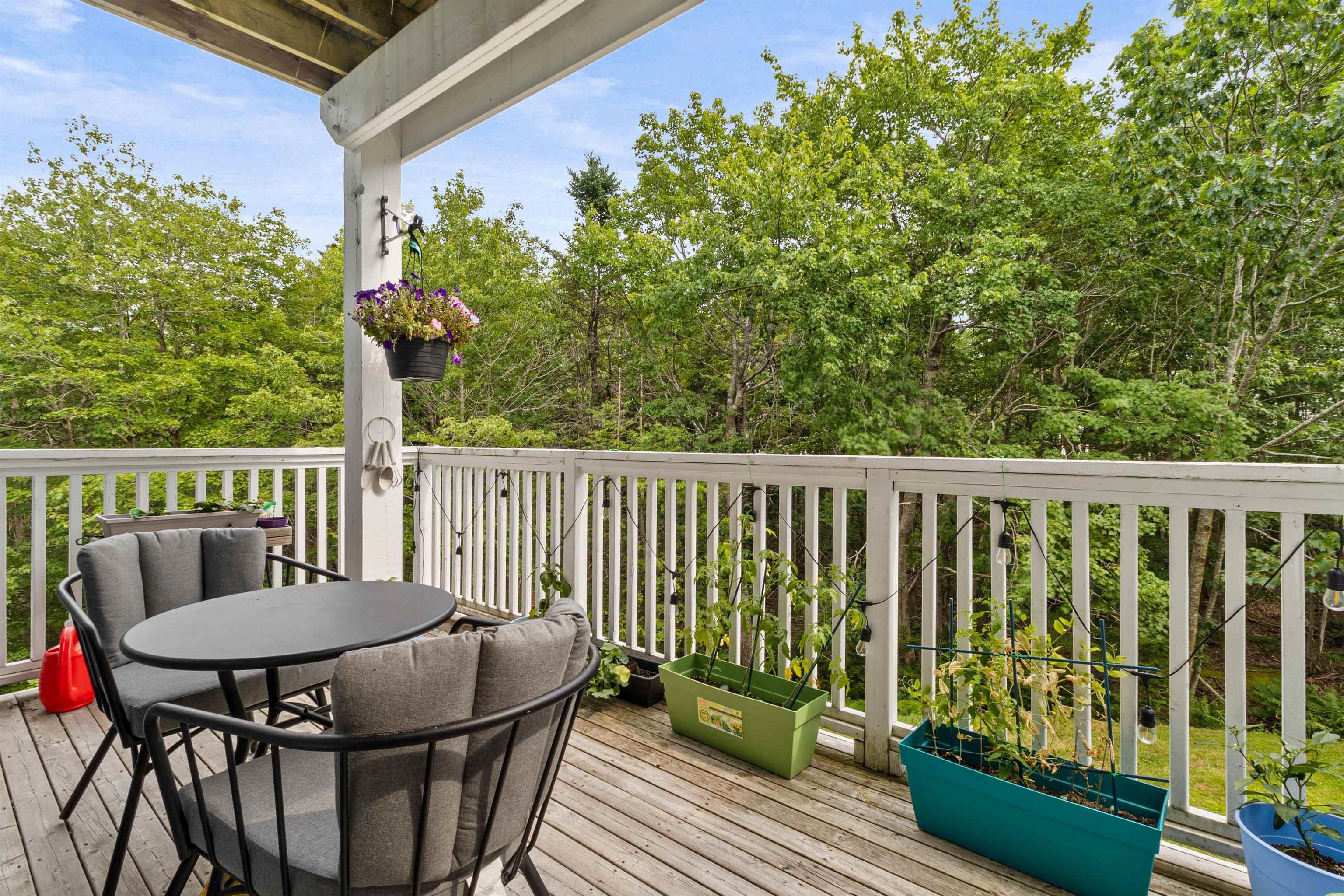 $349,900.00: 202 40 Chelton Woods Lane, Halifax