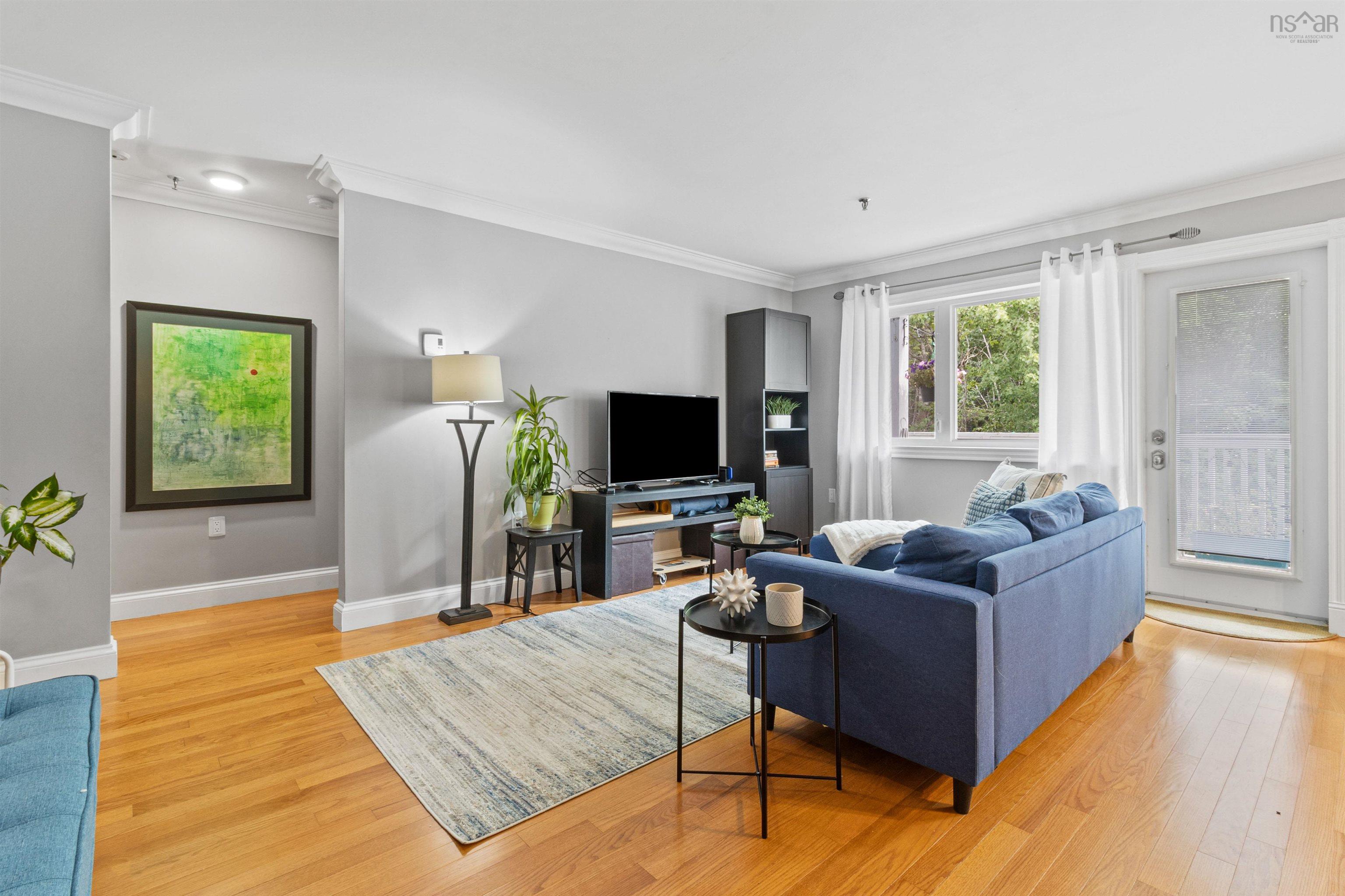 $349,900.00: 202 40 Chelton Woods Lane, Halifax