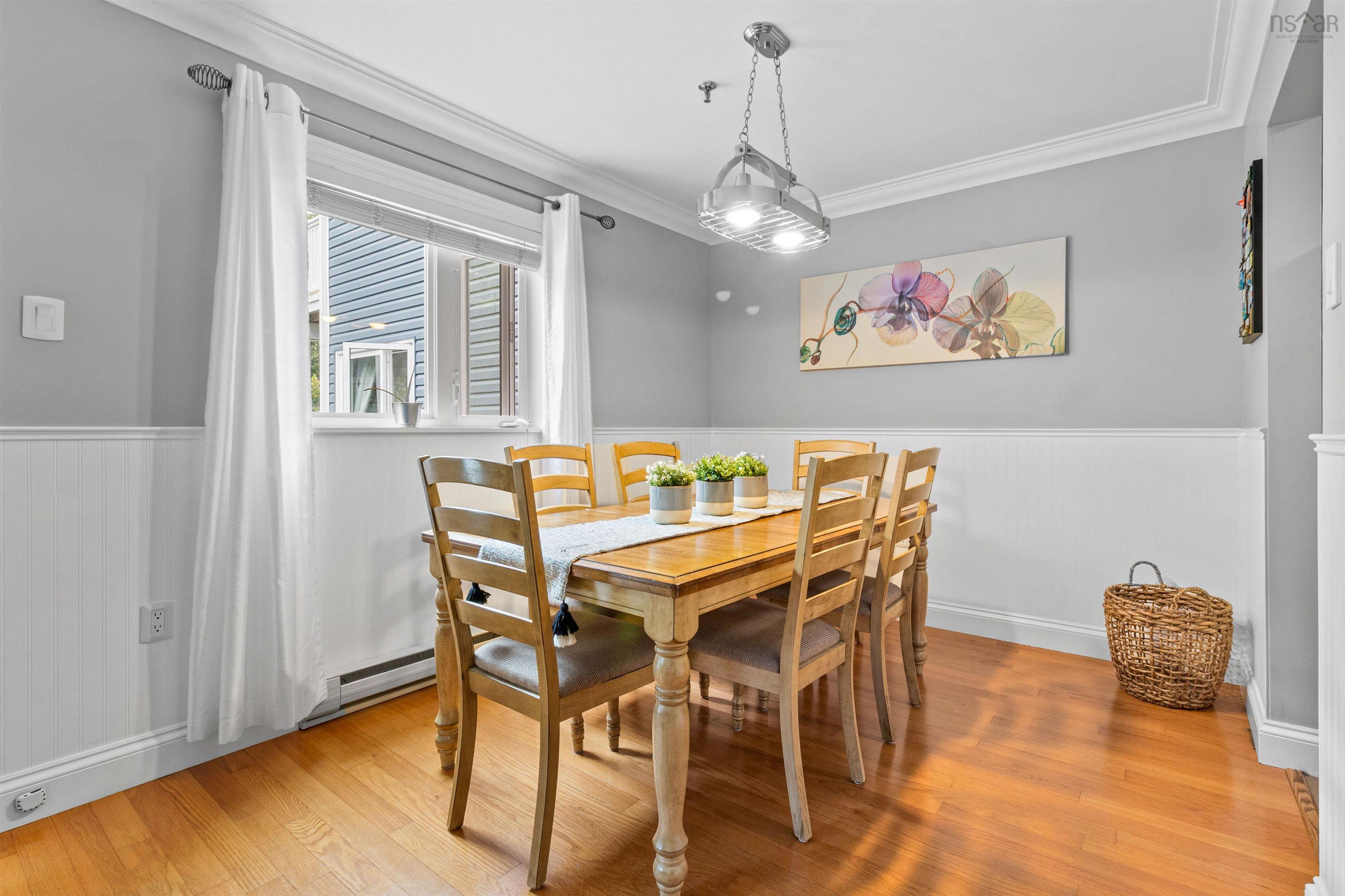 $349,900.00: 202 40 Chelton Woods Lane, Halifax