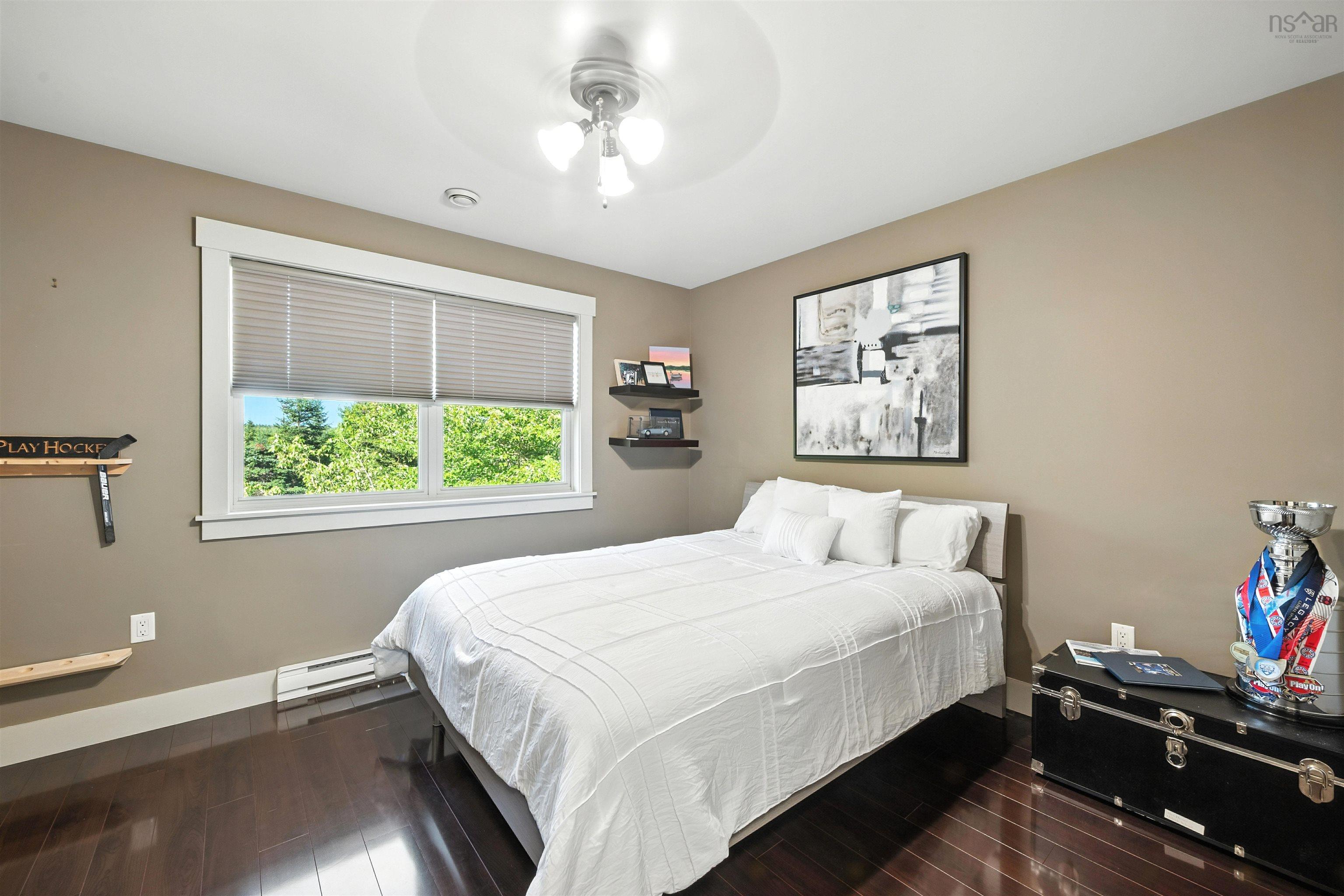 $949,900.00: 68 Magnate Court, Hammonds Plains