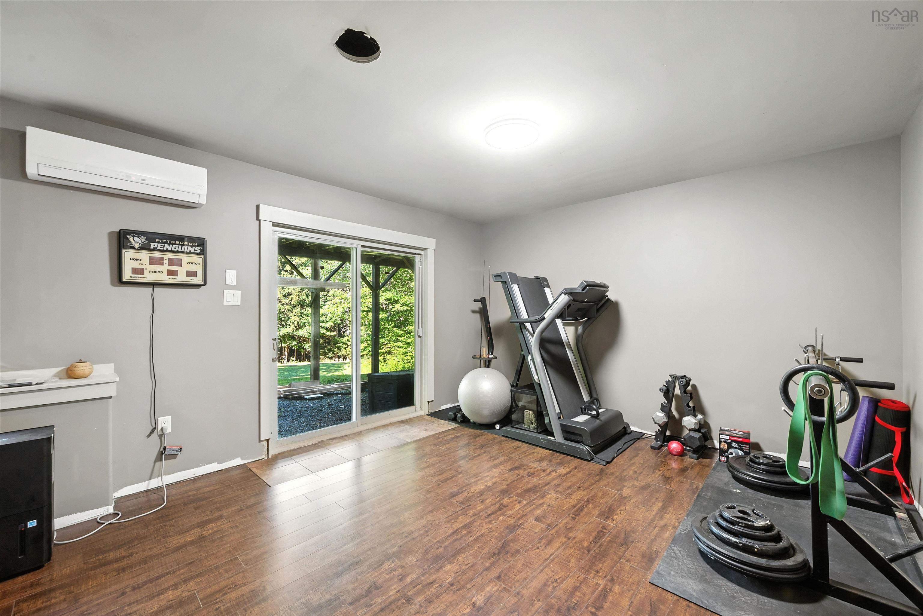 $949,900.00: 68 Magnate Court, Hammonds Plains