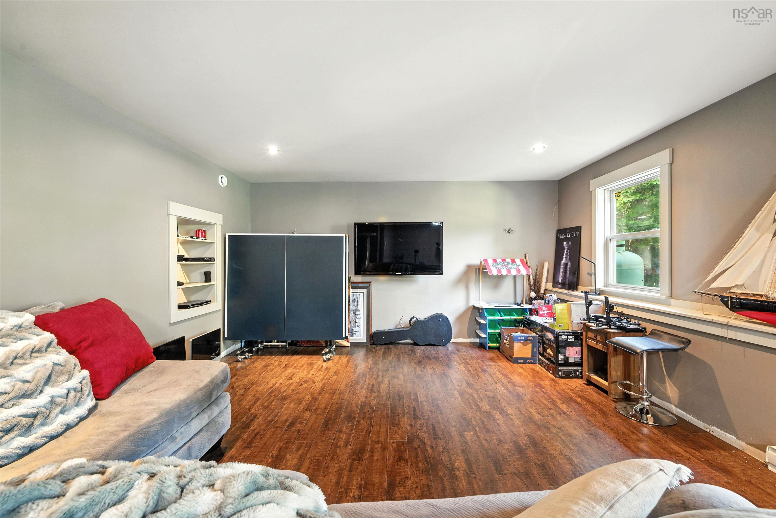 $949,900.00: 68 Magnate Court, Hammonds Plains