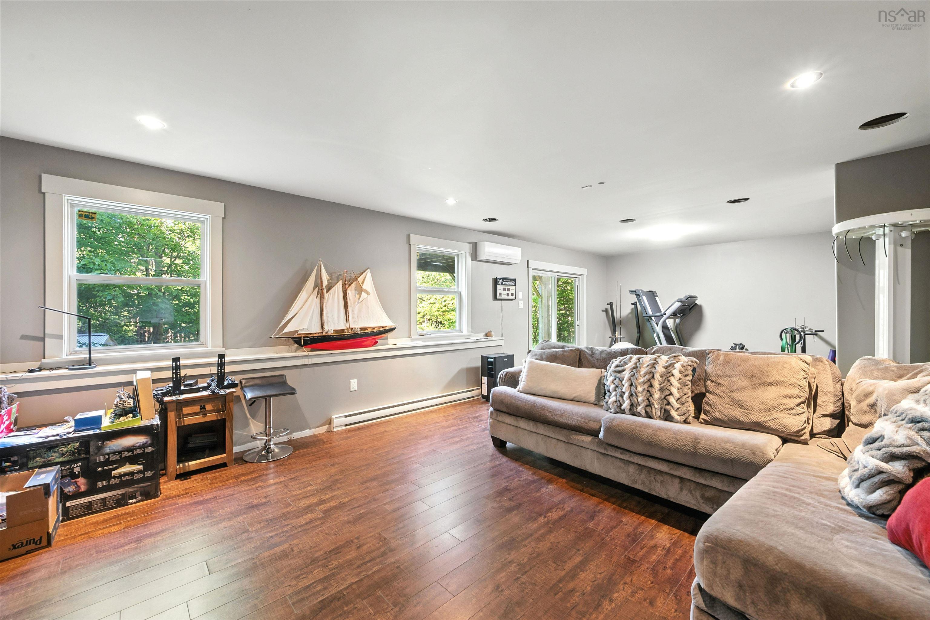 $949,900.00: 68 Magnate Court, Hammonds Plains