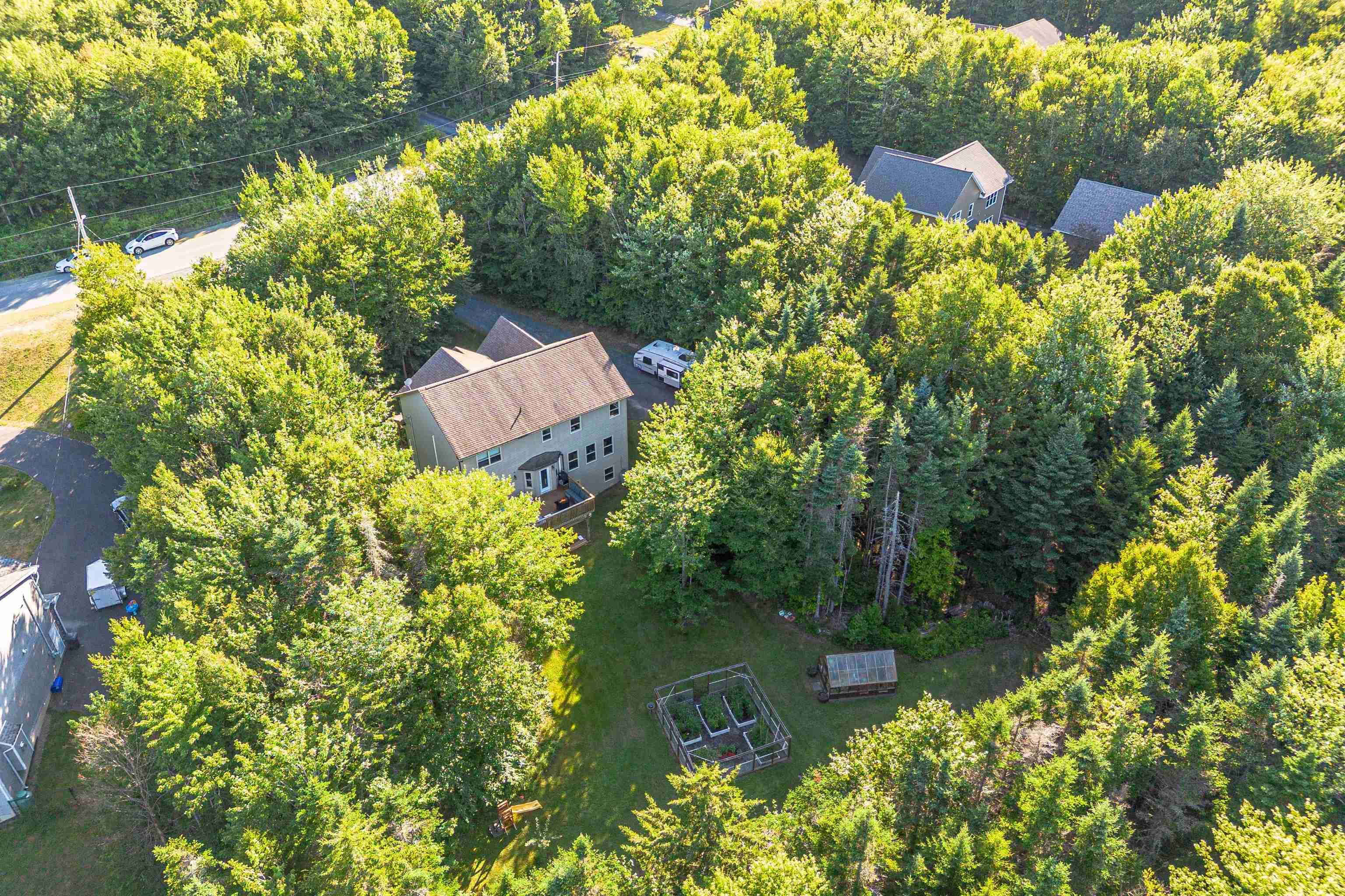 $949,900.00: 68 Magnate Court, Hammonds Plains