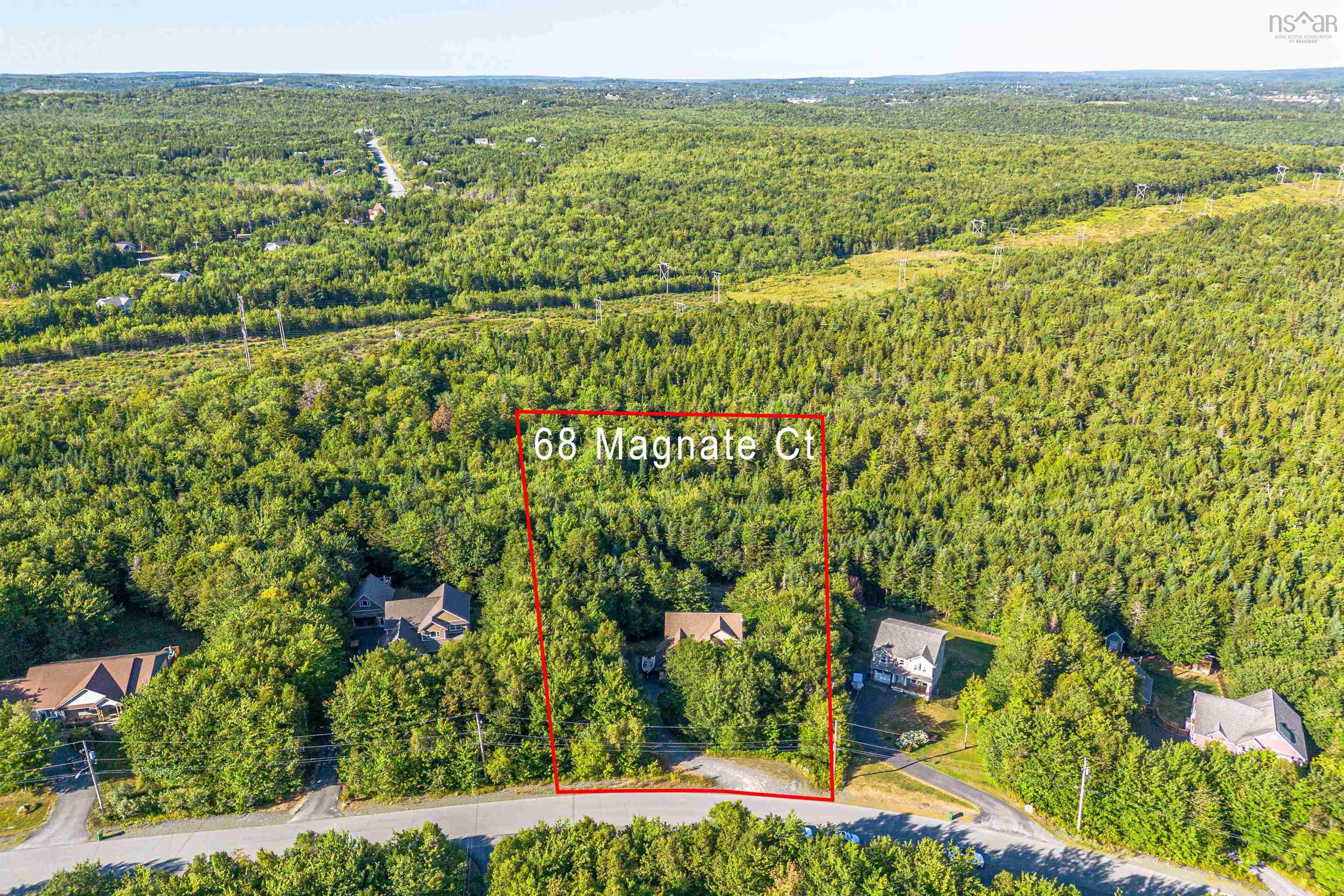 $949,900.00: 68 Magnate Court, Hammonds Plains