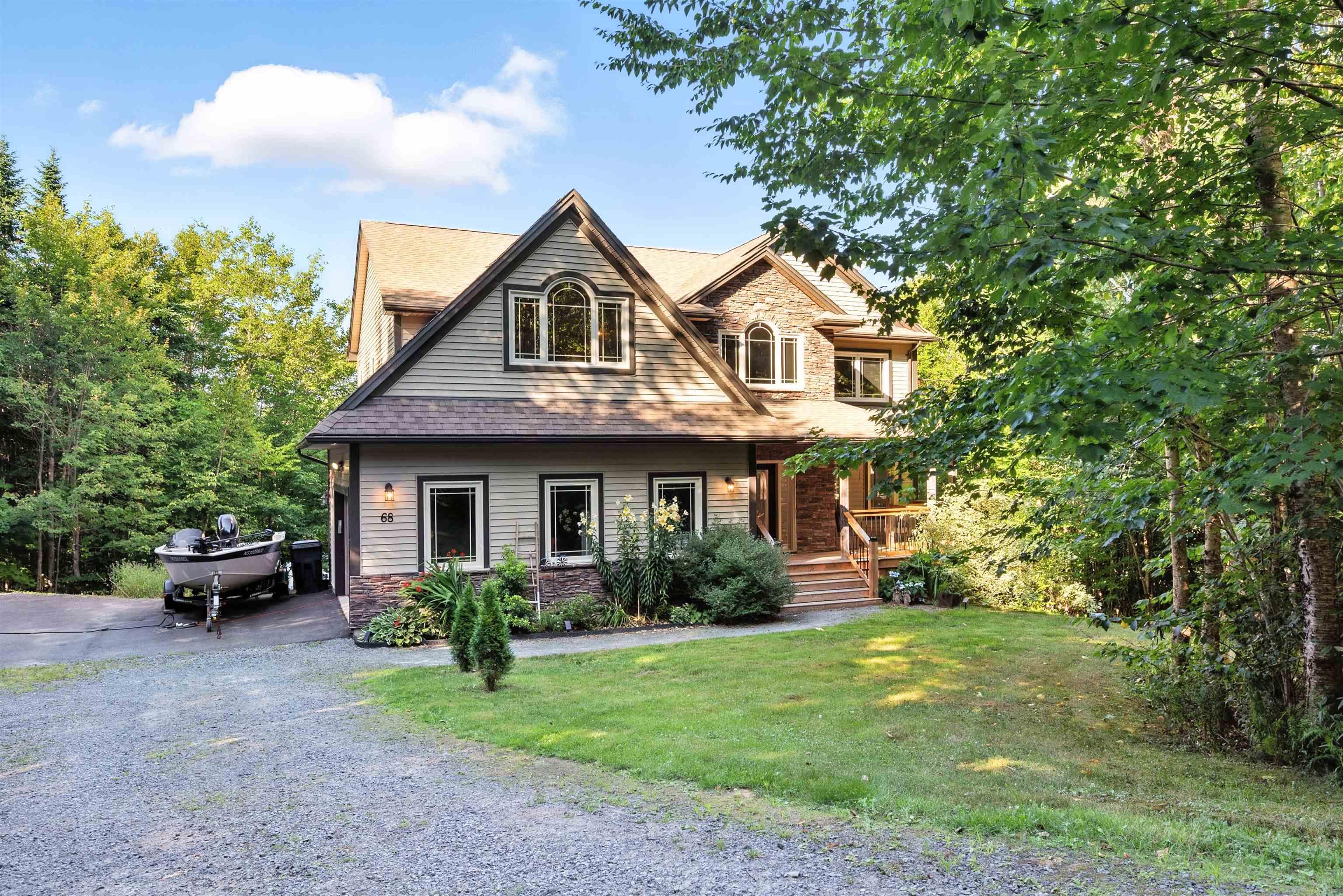 $949,900.00: 68 Magnate Court, Hammonds Plains
