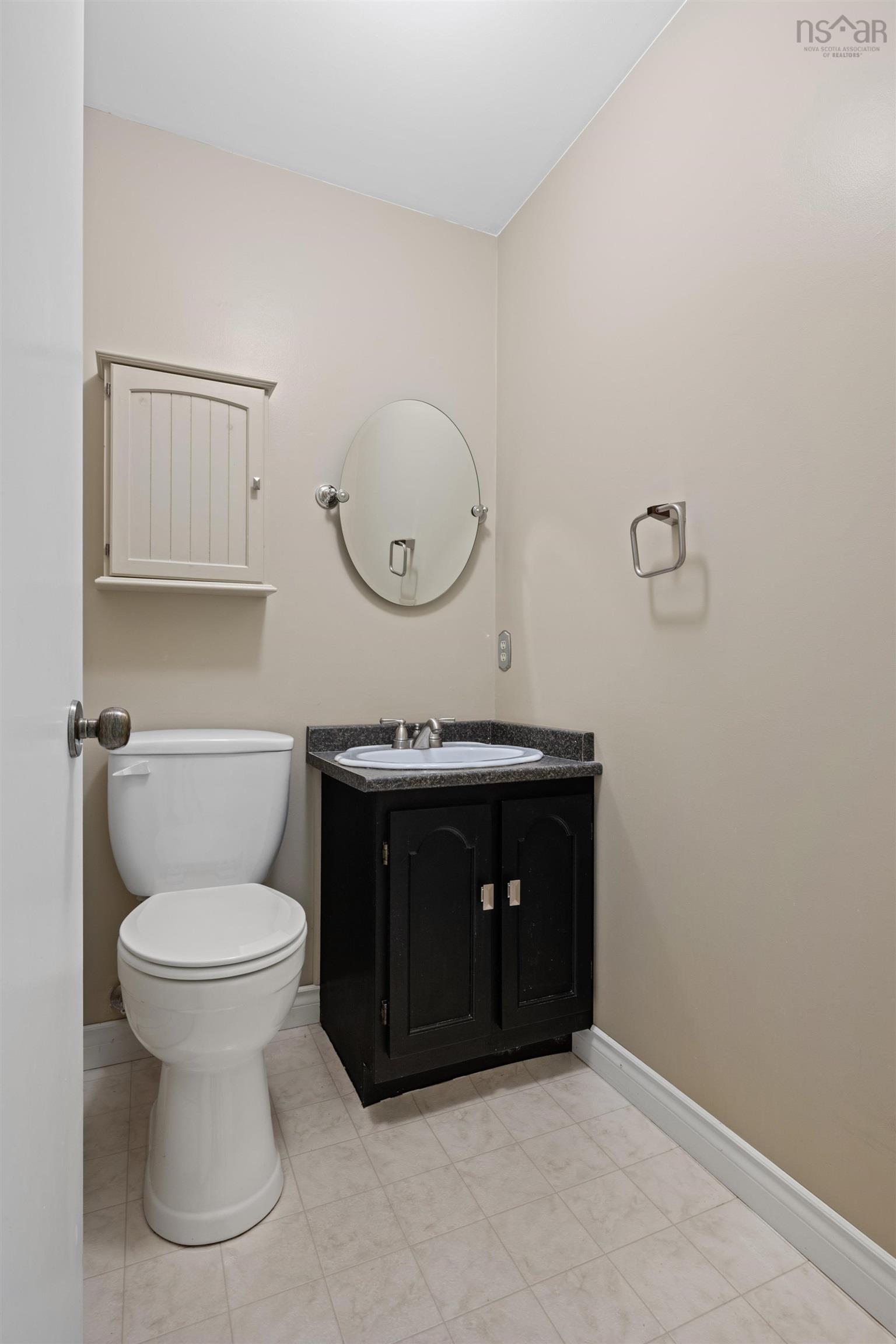 $799,900.00: 52 Forest Road, Dartmouth