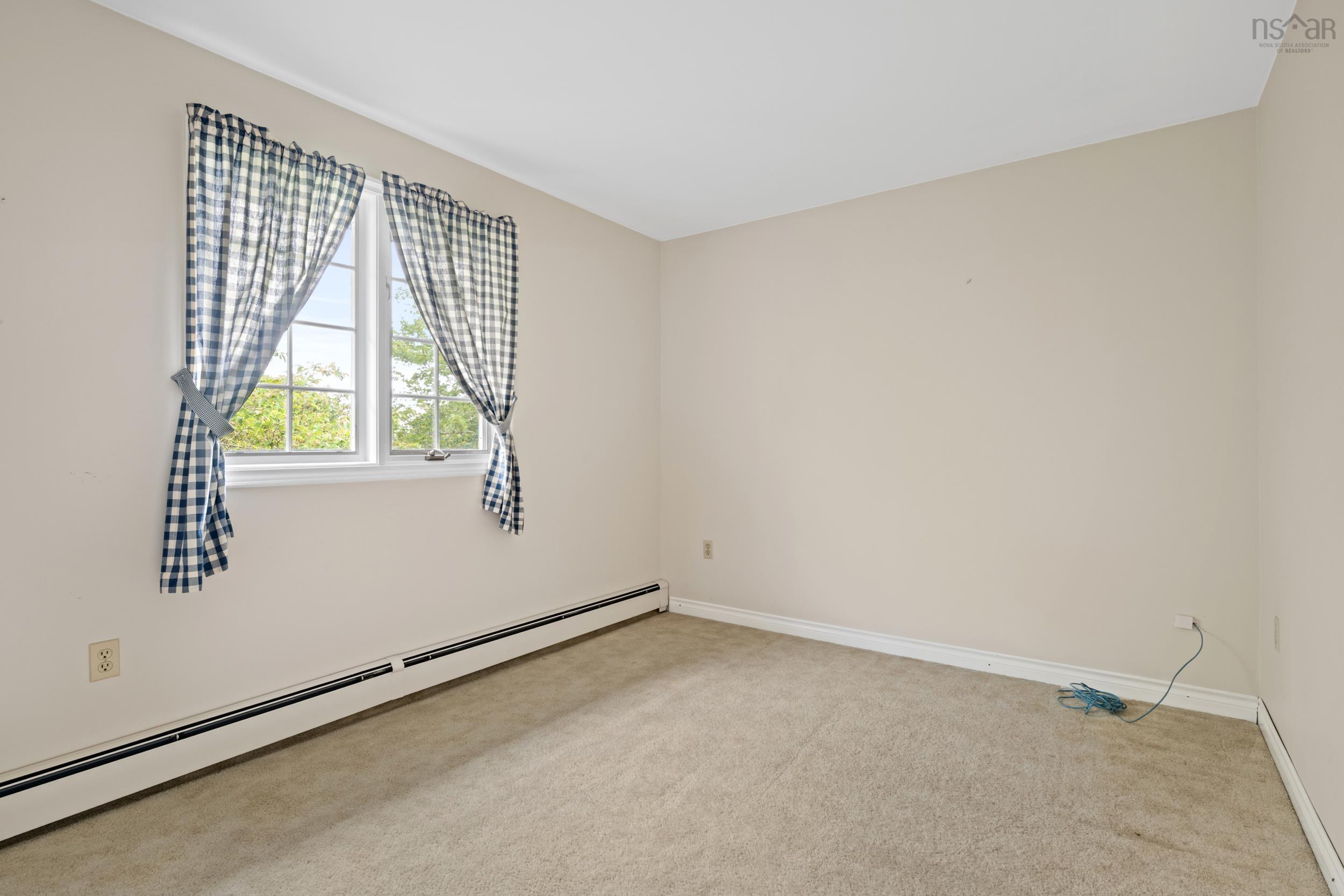 $799,900.00: 52 Forest Road, Dartmouth