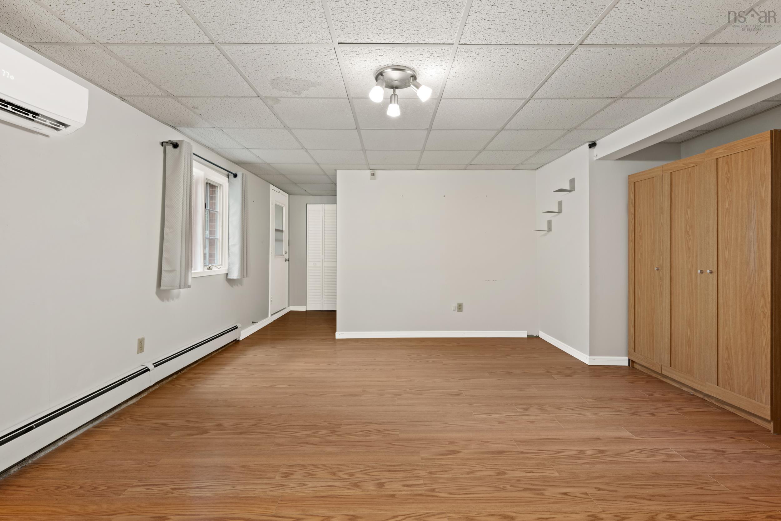 $799,900.00: 52 Forest Road, Dartmouth