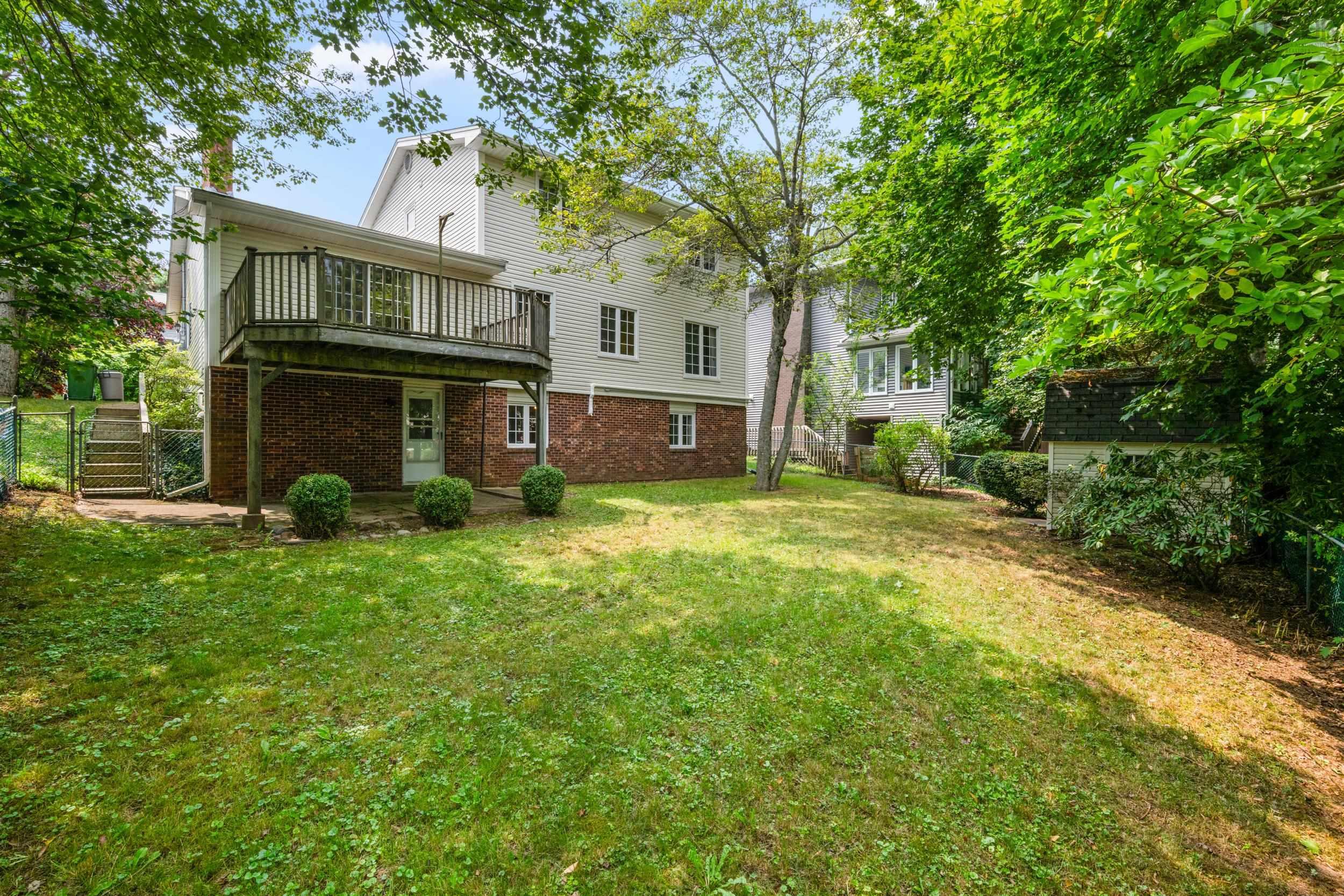 $799,900.00: 52 Forest Road, Dartmouth