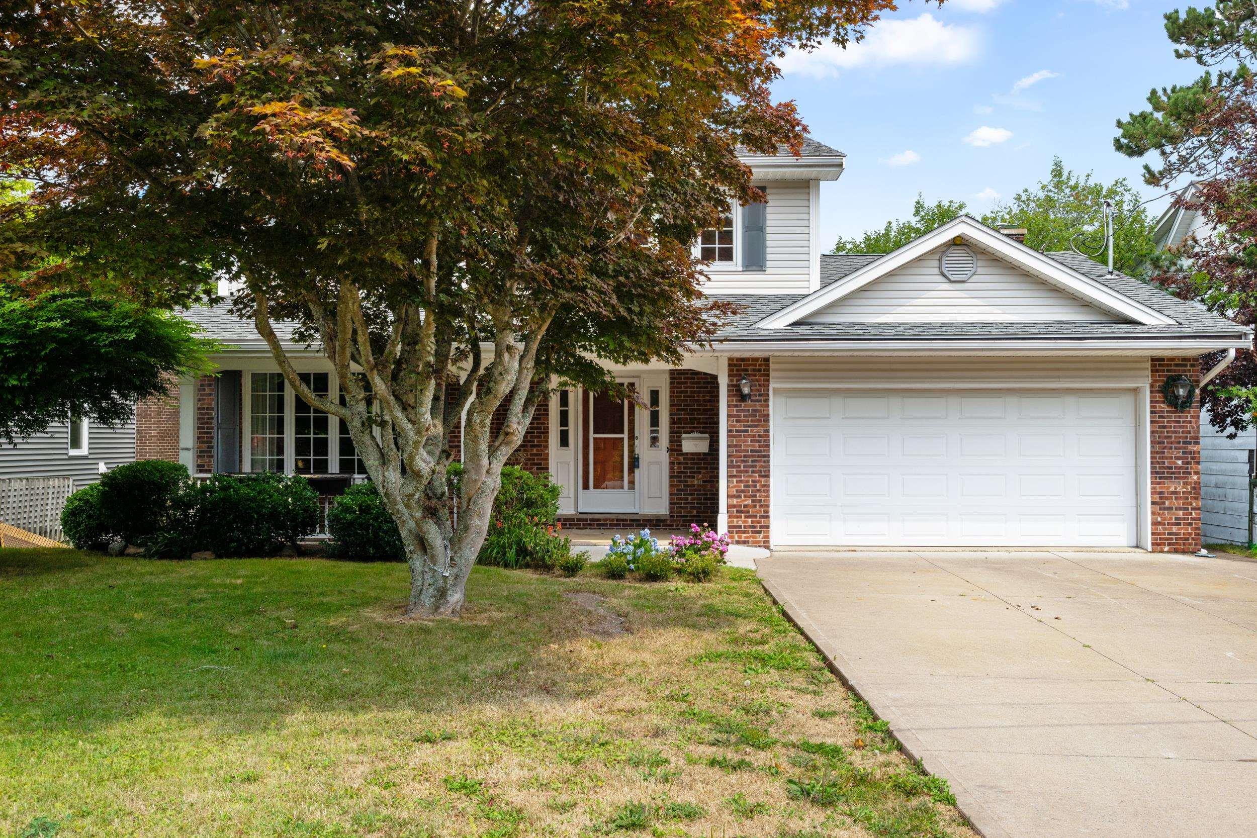 $799,900.00: 52 Forest Road, Dartmouth