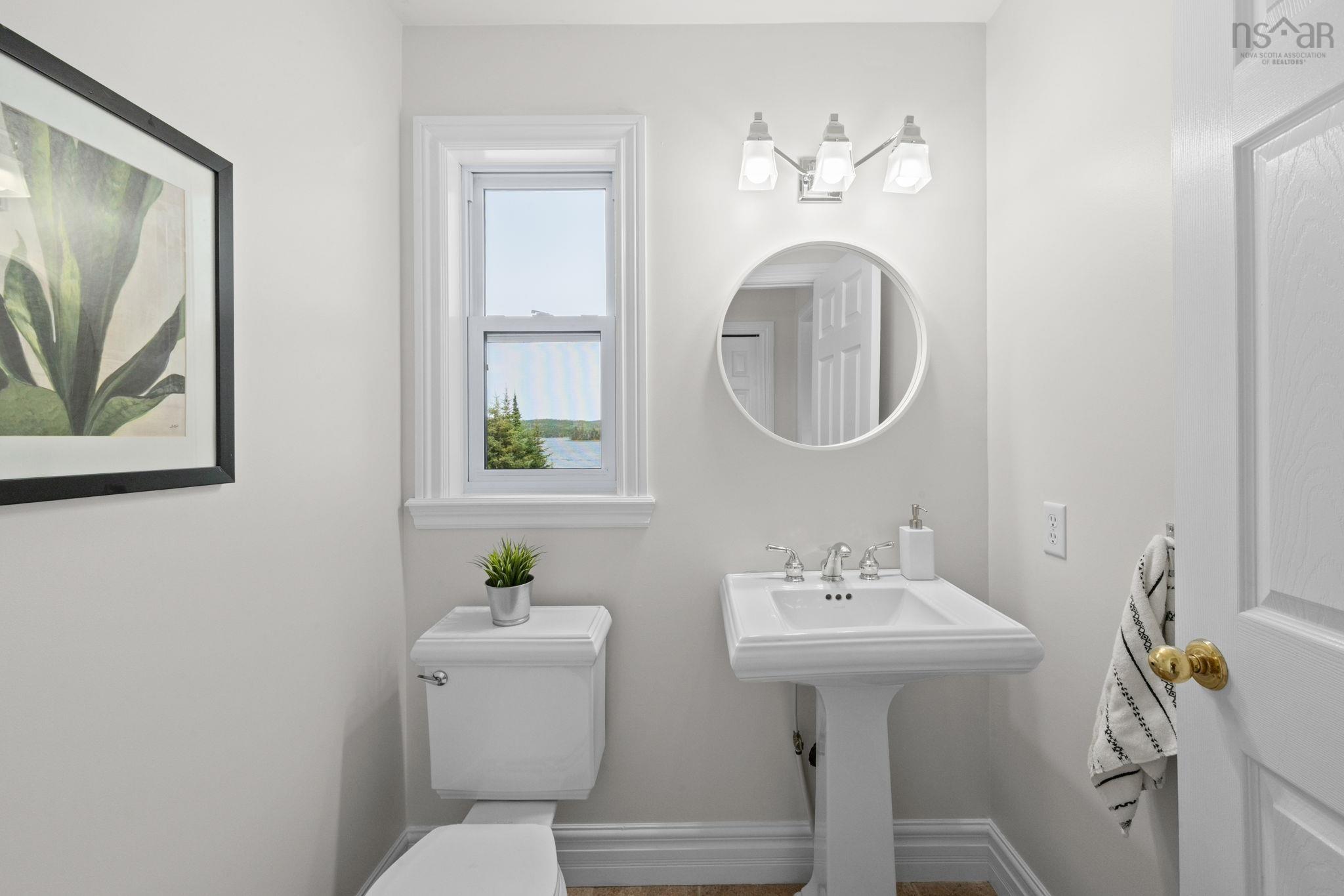 $825,000.00: 88 Inverary Point Lane, West Porters Lake