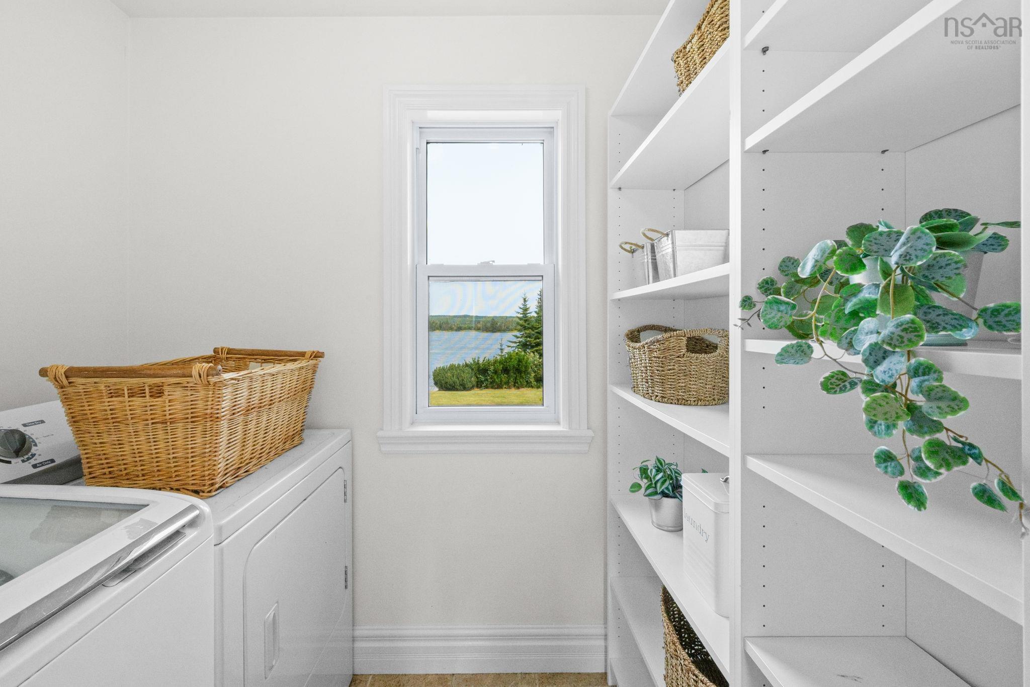 $825,000.00: 88 Inverary Point Lane, West Porters Lake