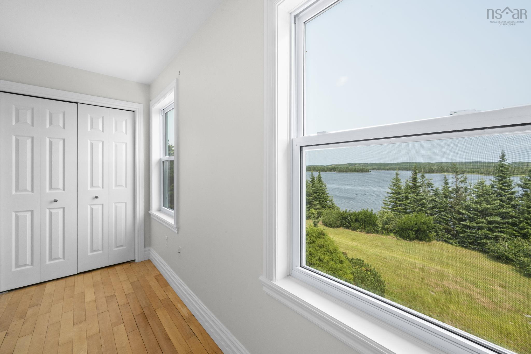 $825,000.00: 88 Inverary Point Lane, West Porters Lake