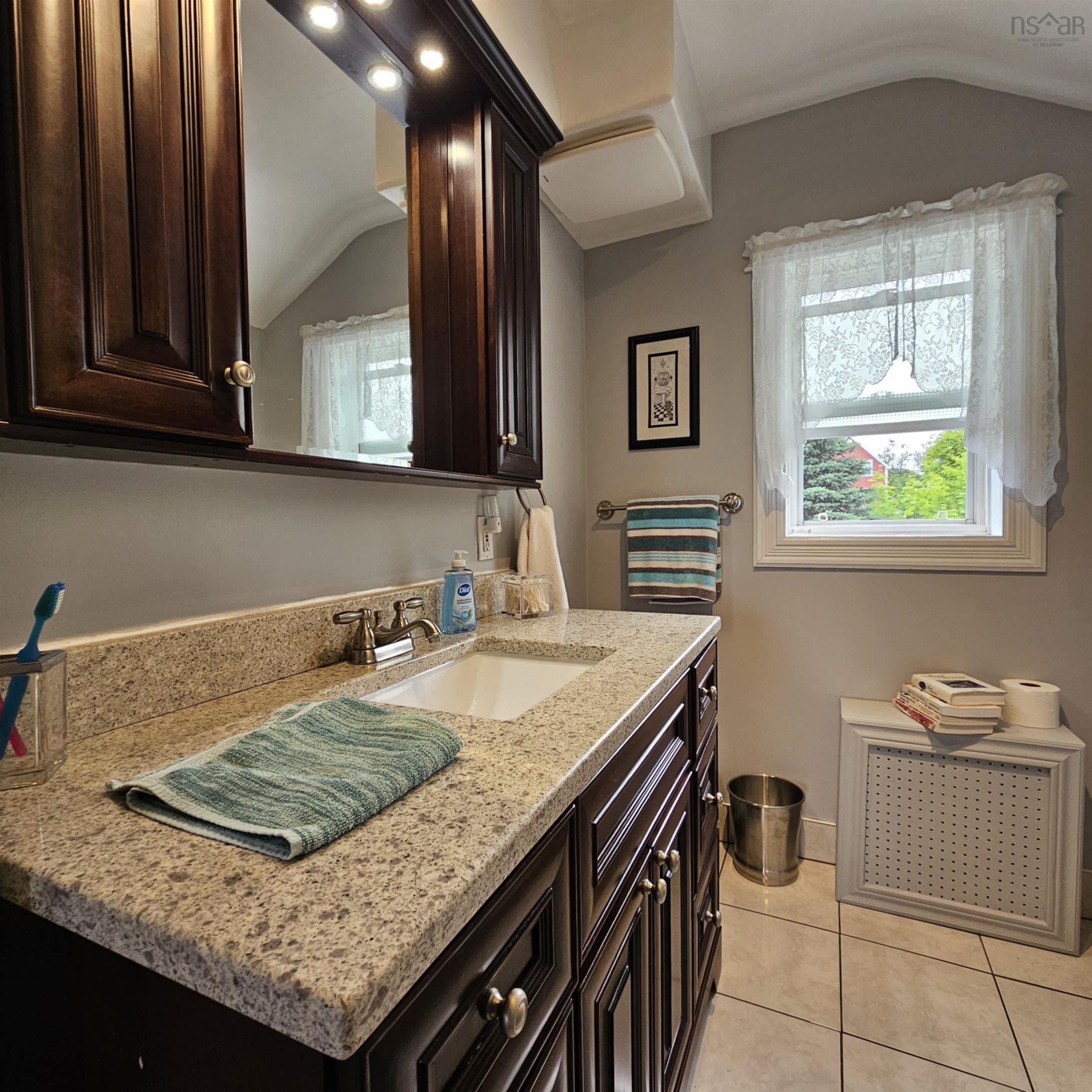 $324,995.00: 112 St Anns Street, Sydney