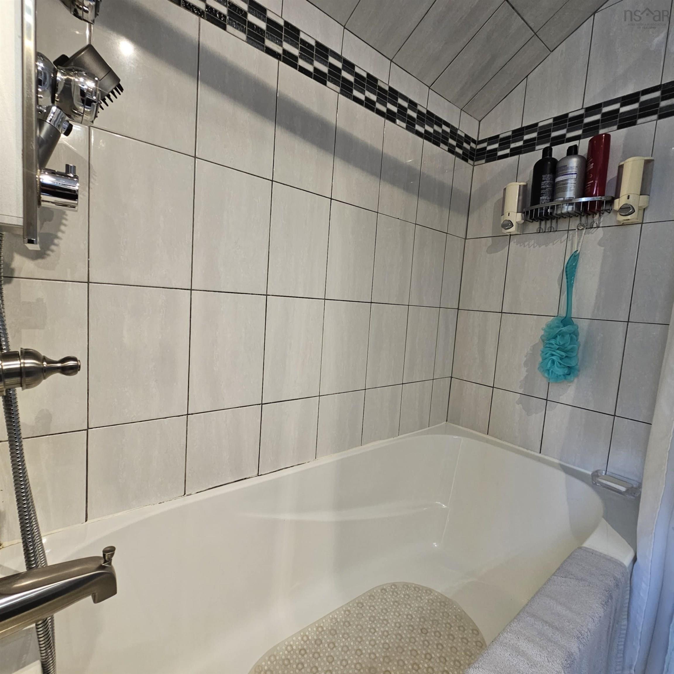 $324,995.00: 112 St Anns Street, Sydney